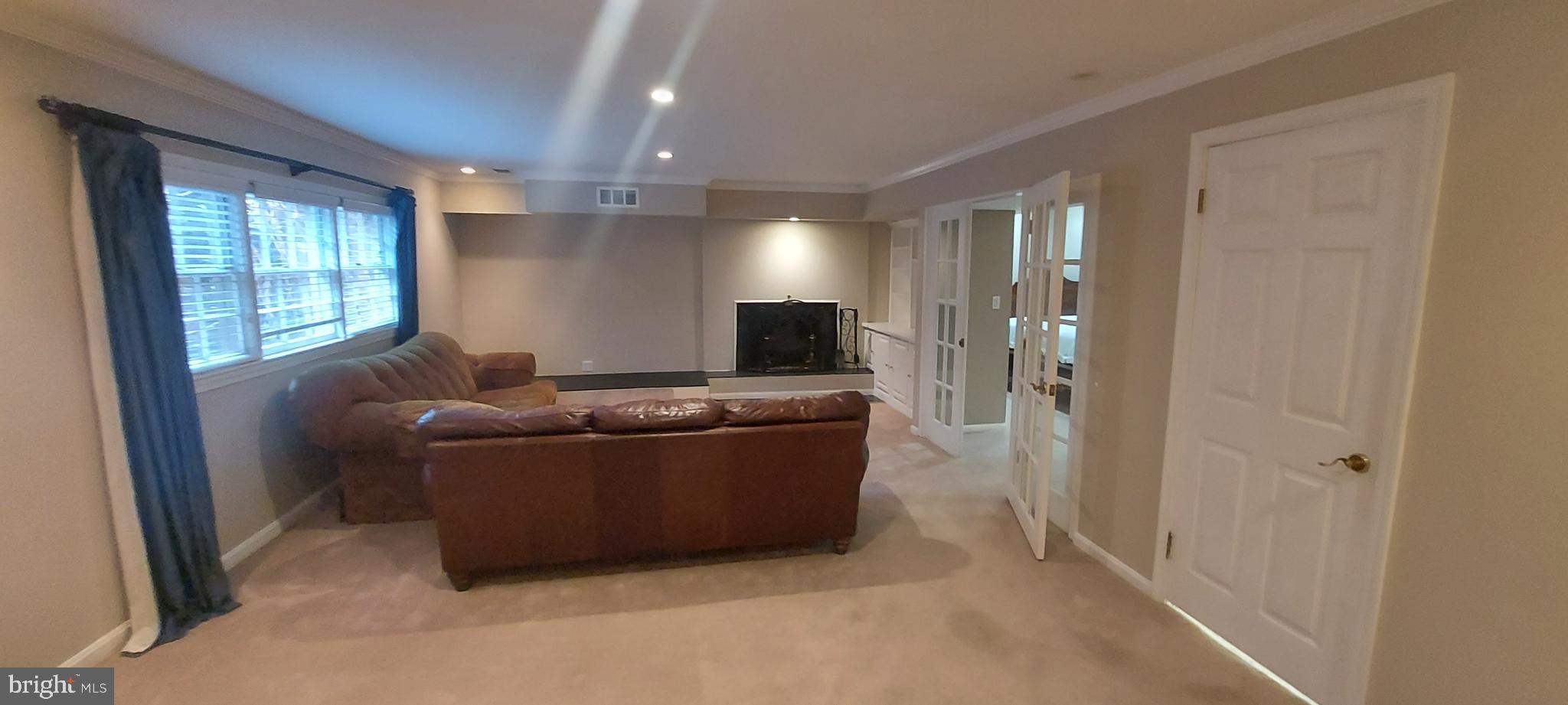 Real estate listing preview #14