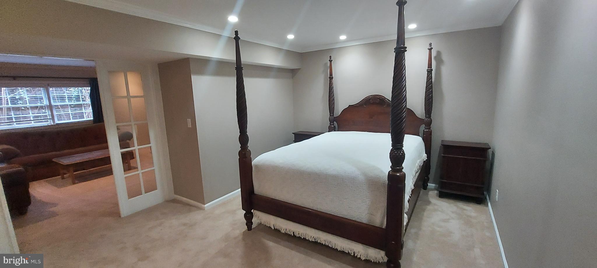 Real estate listing preview #16