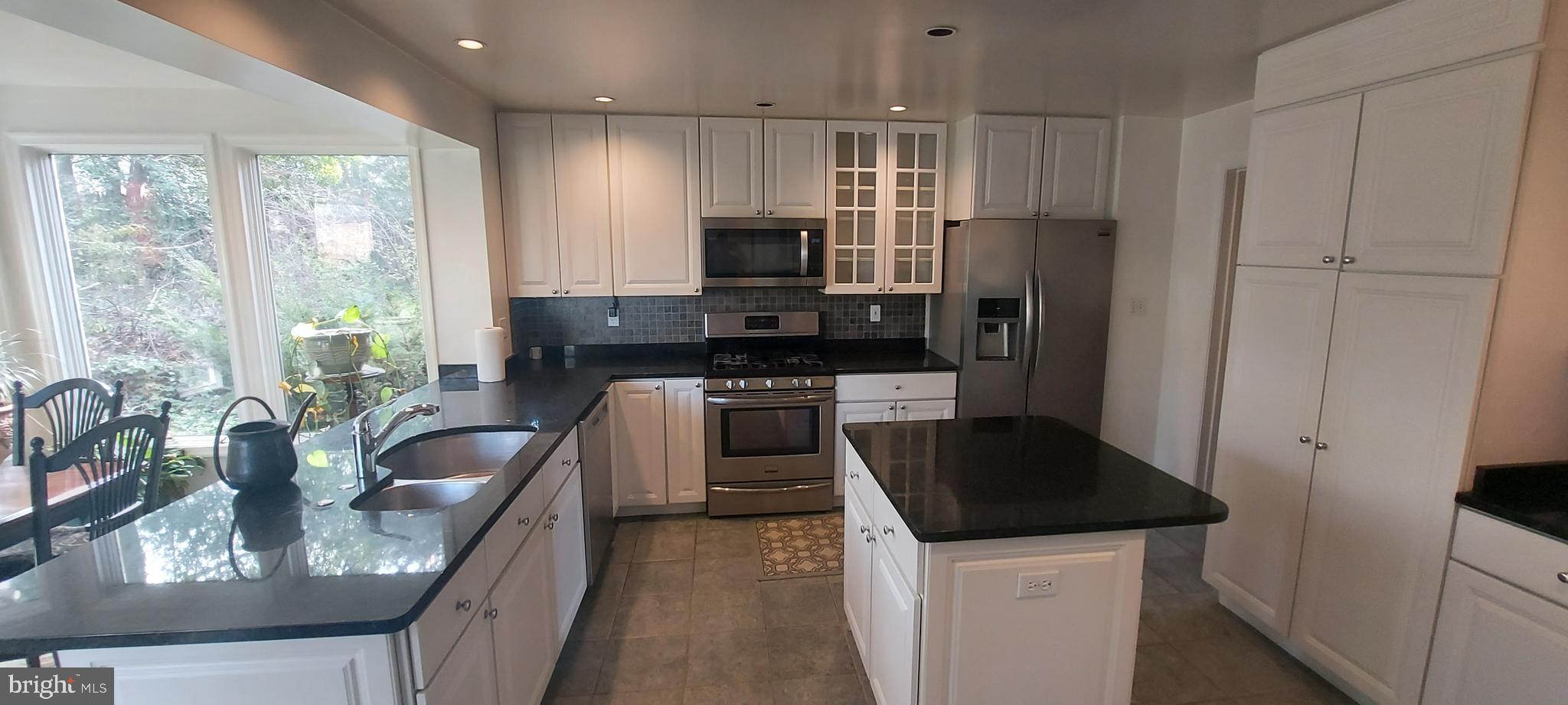 Real estate listing preview #9