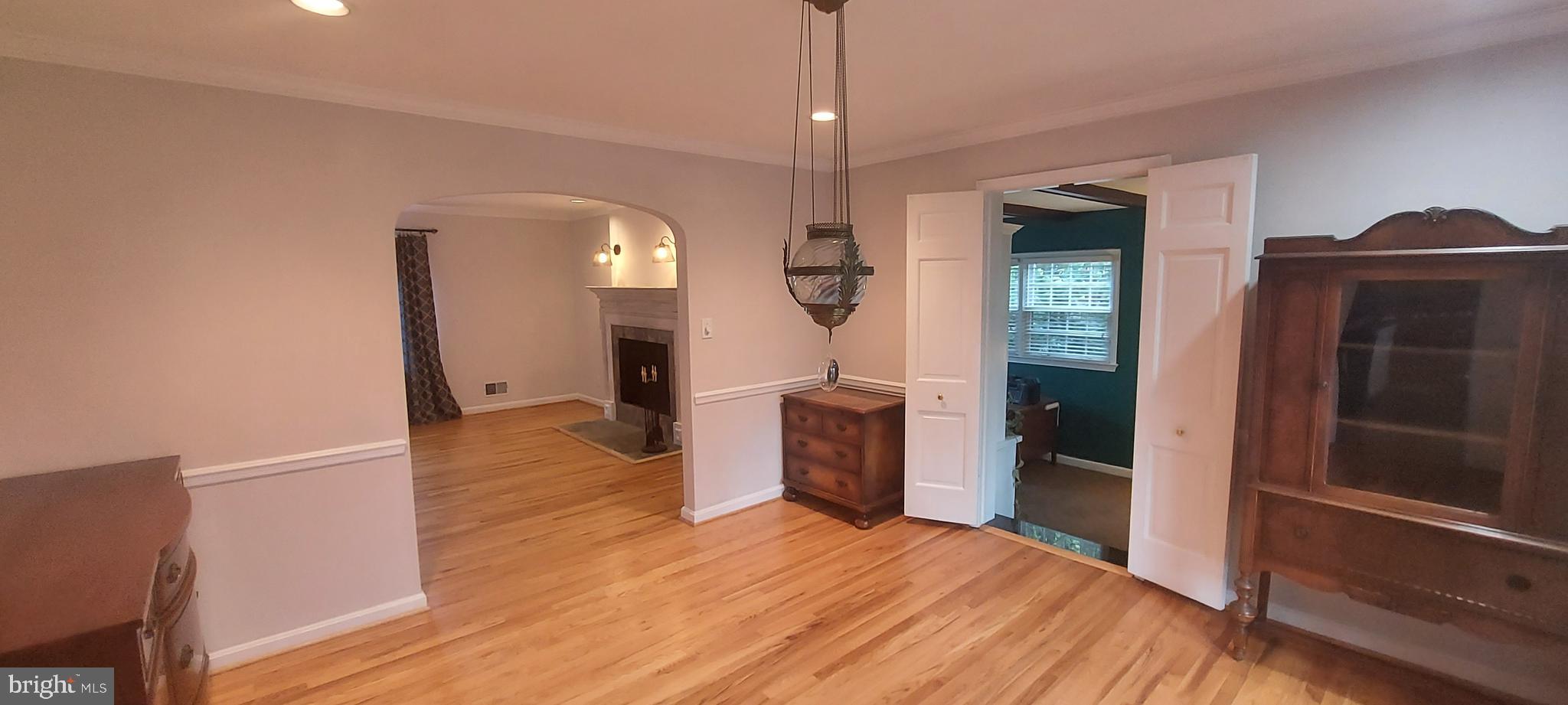 Real estate listing preview #3