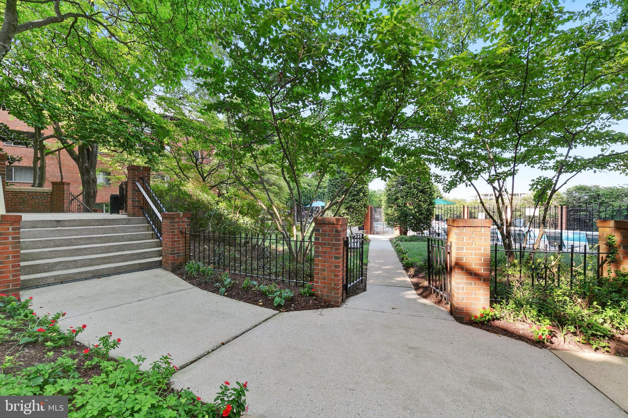 Real estate listing preview #37