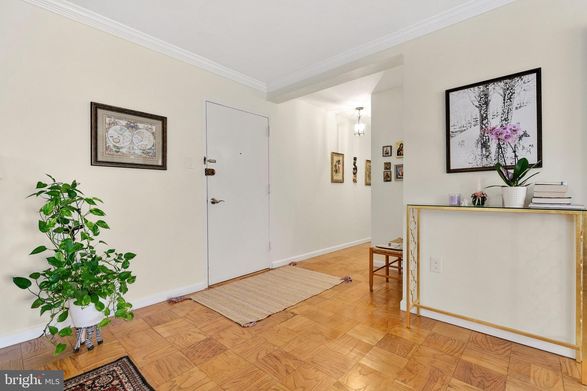 Real estate listing preview #2