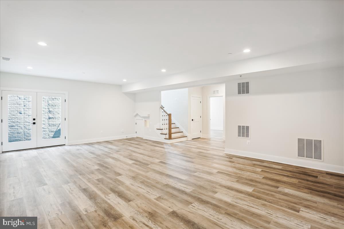 Real estate listing preview #63