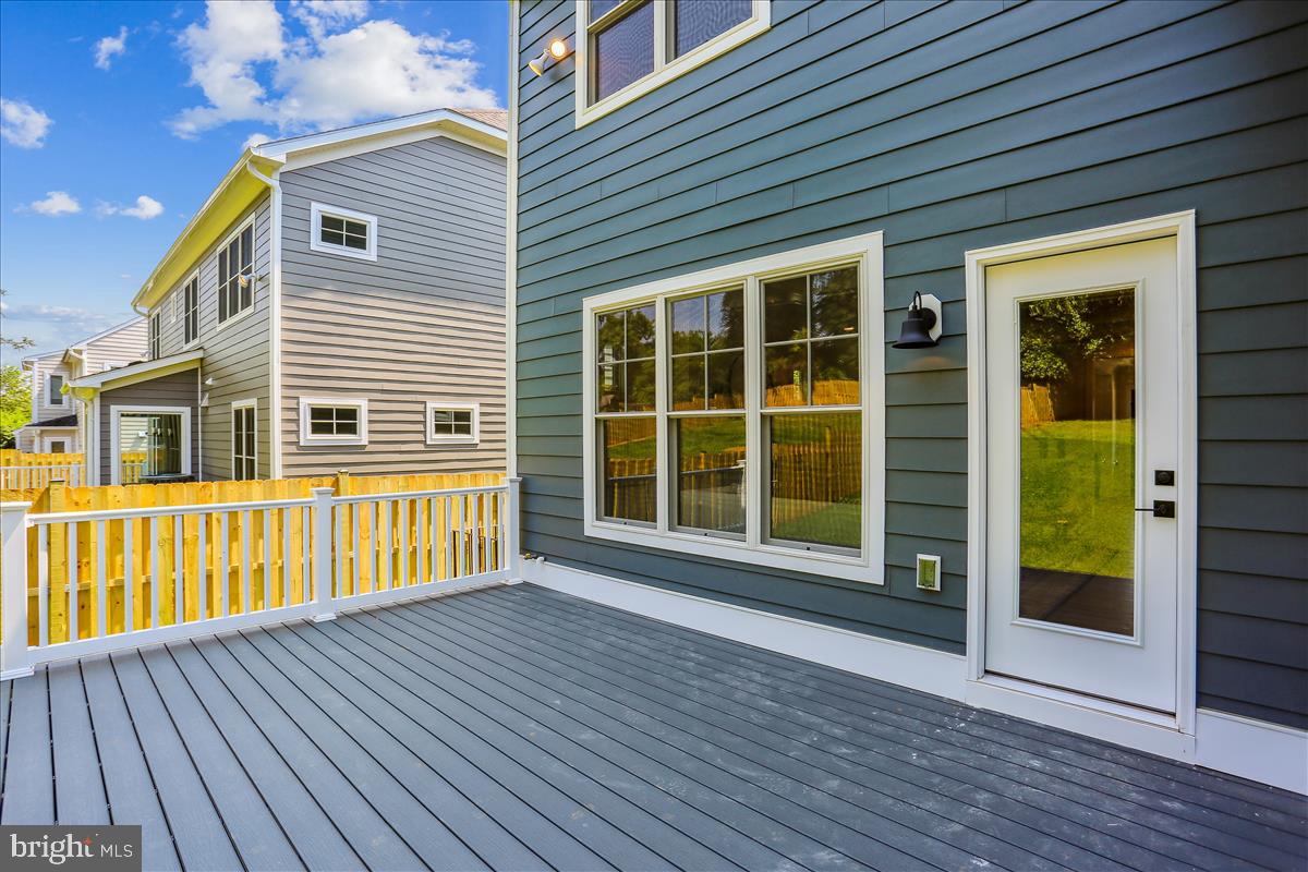 Real estate listing preview #30