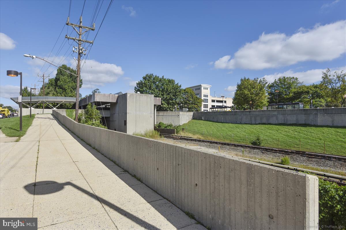 Real estate listing preview #80