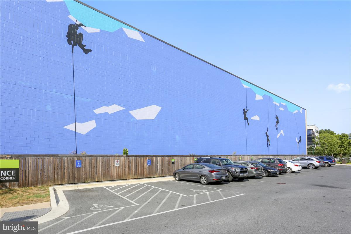 Real estate listing preview #98