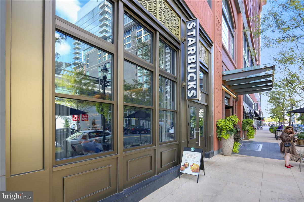 Real estate listing preview #104