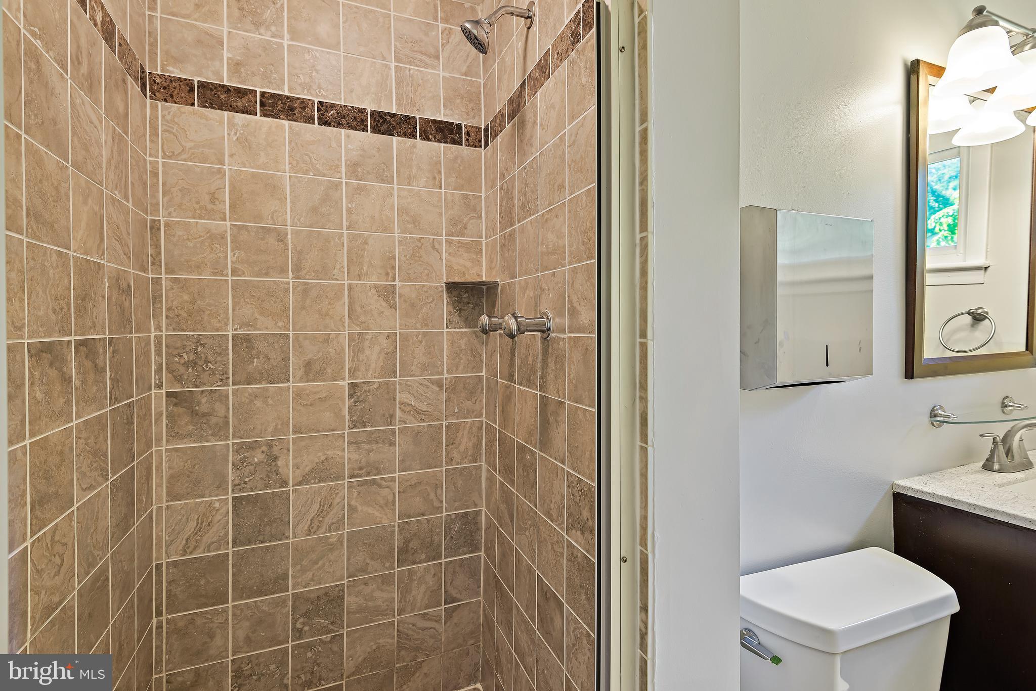 Real estate listing preview #65