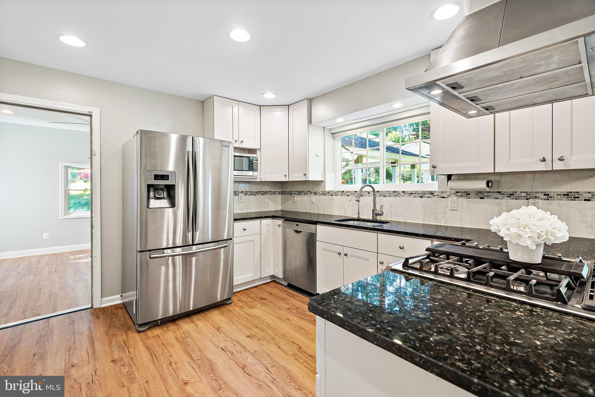 Real estate listing preview #21