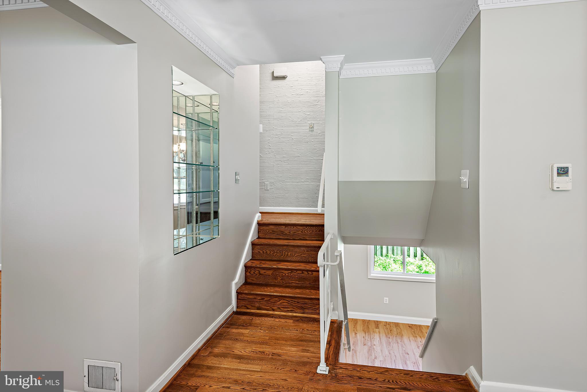 Real estate listing preview #28