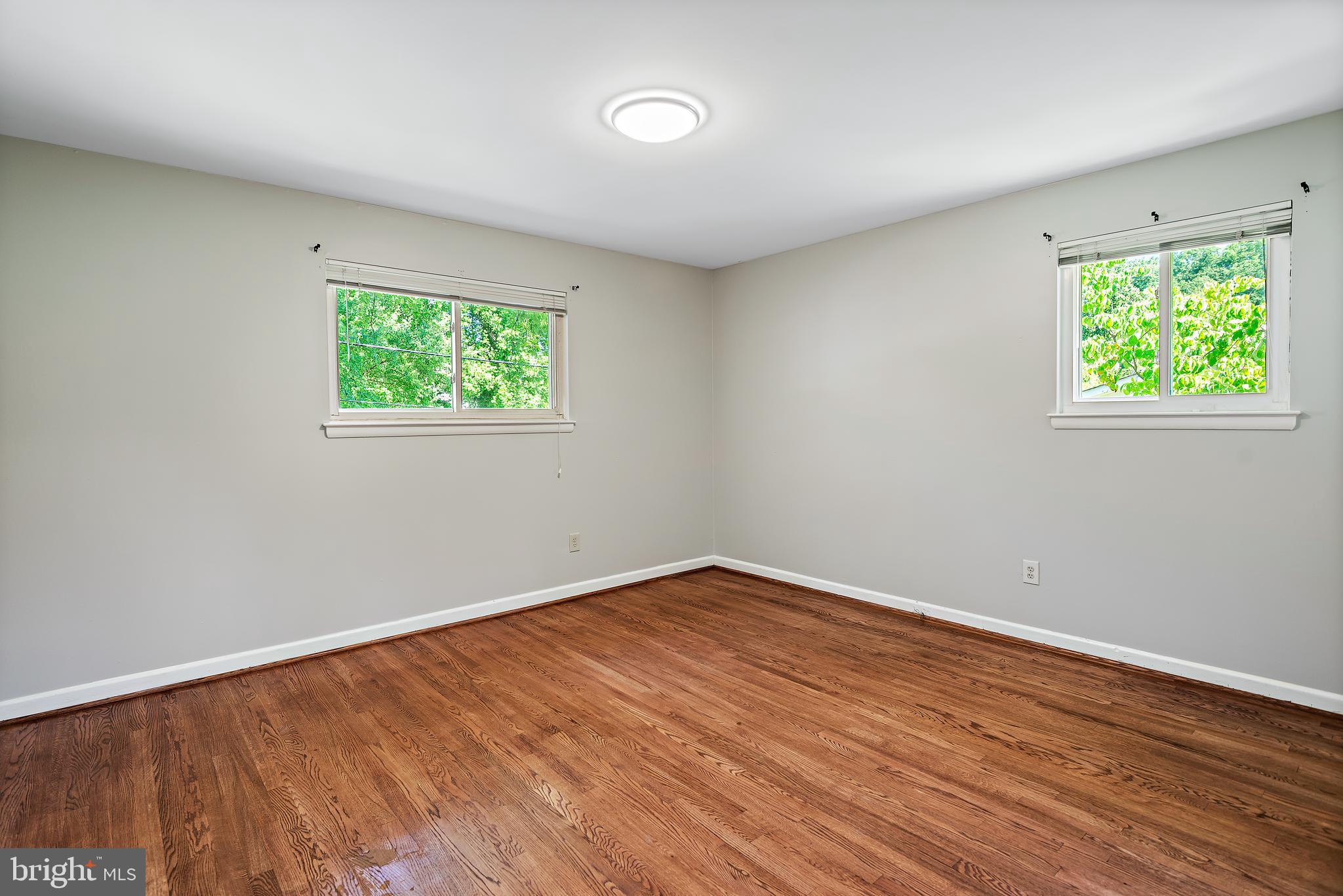 Real estate listing preview #29