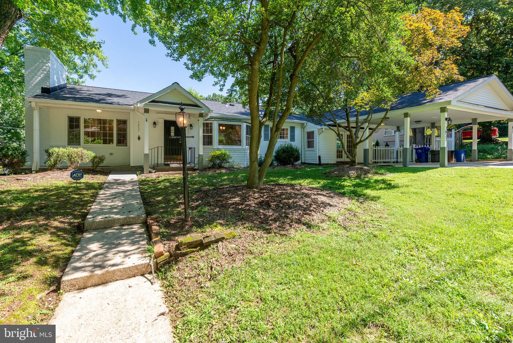 Real estate listing preview #2