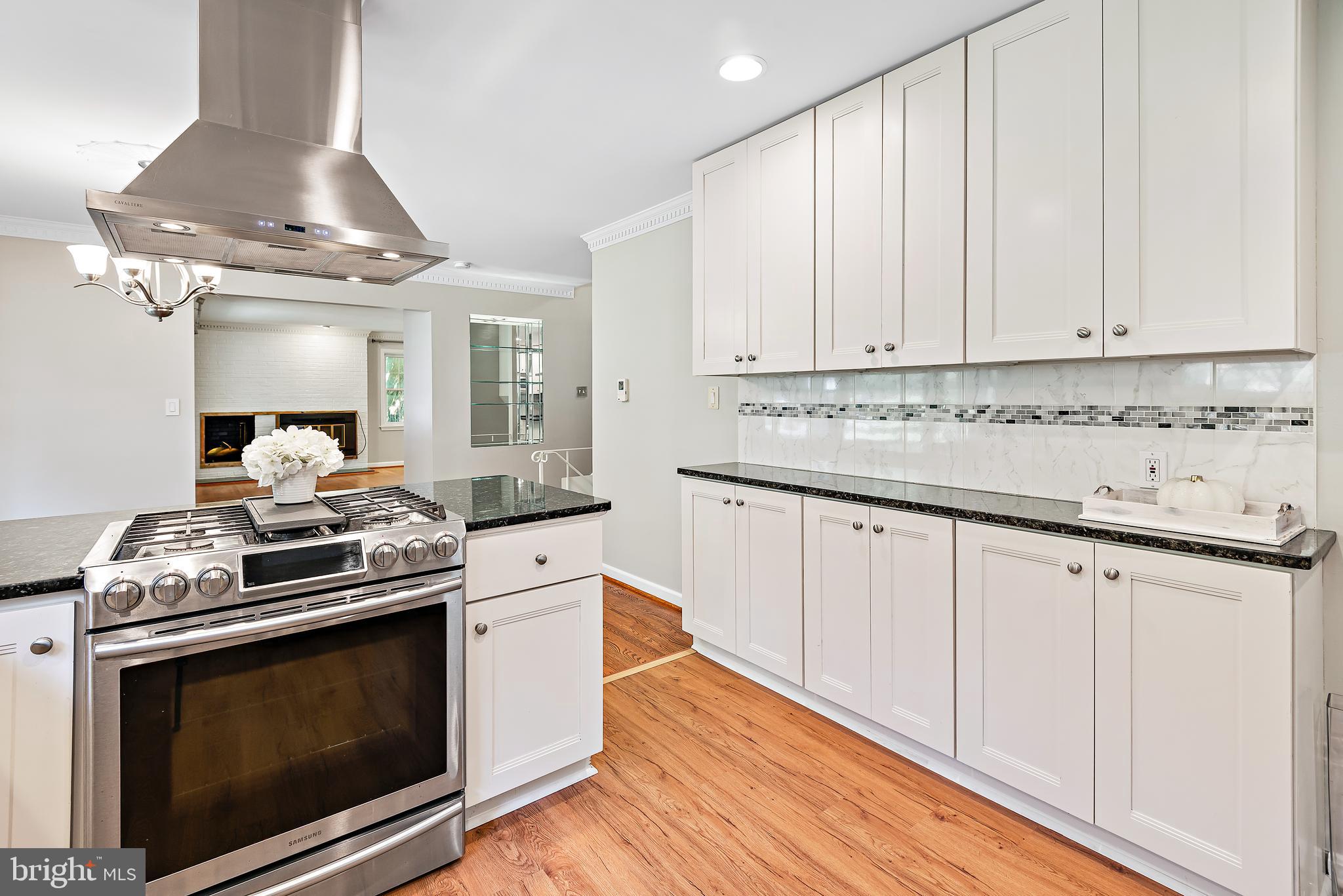 Real estate listing preview #20