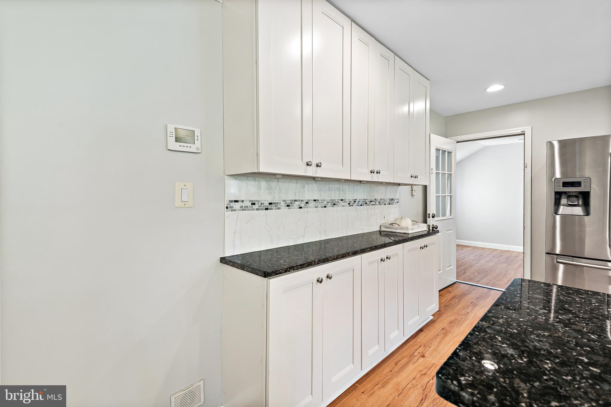 Real estate listing preview #22