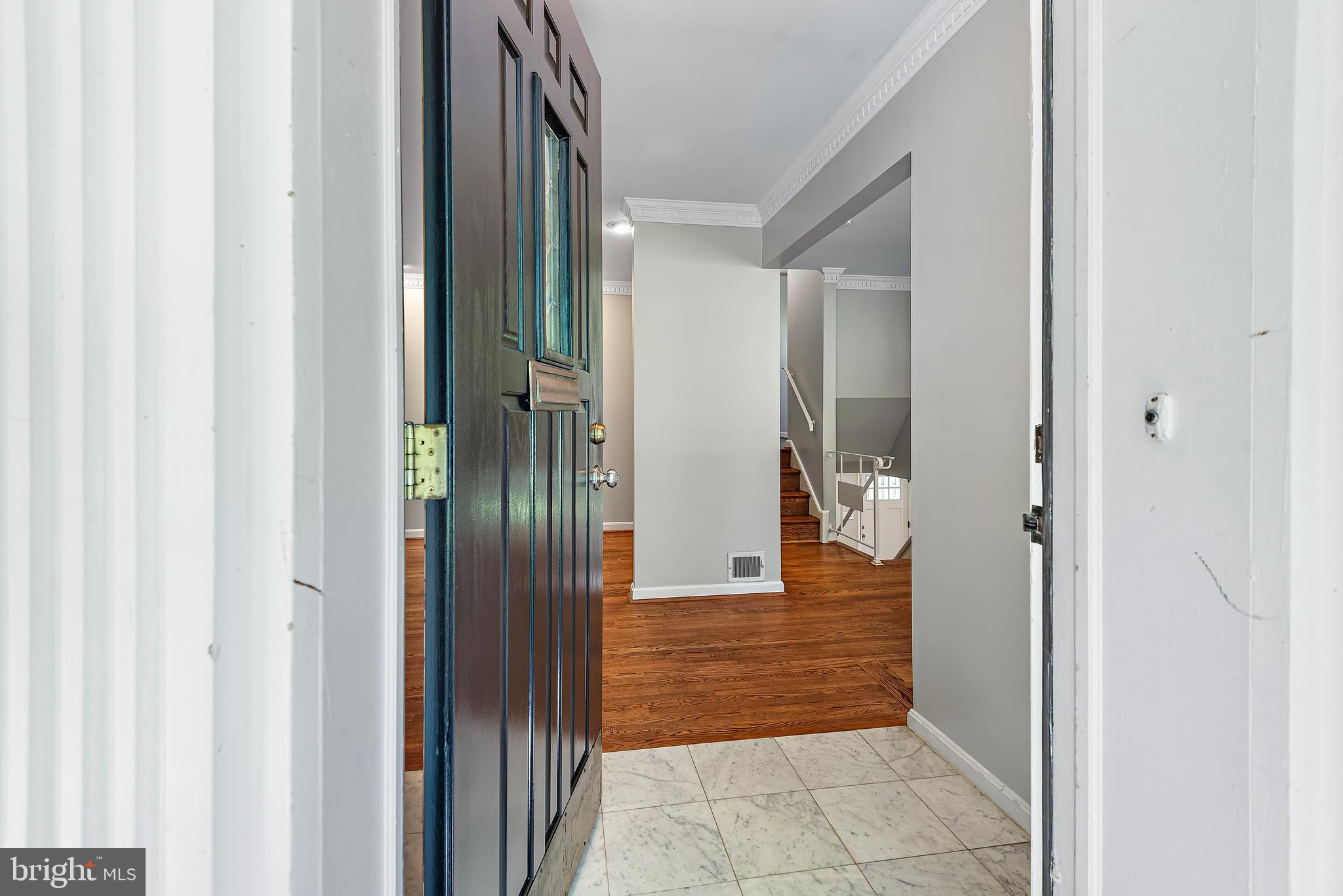 Real estate listing preview #3