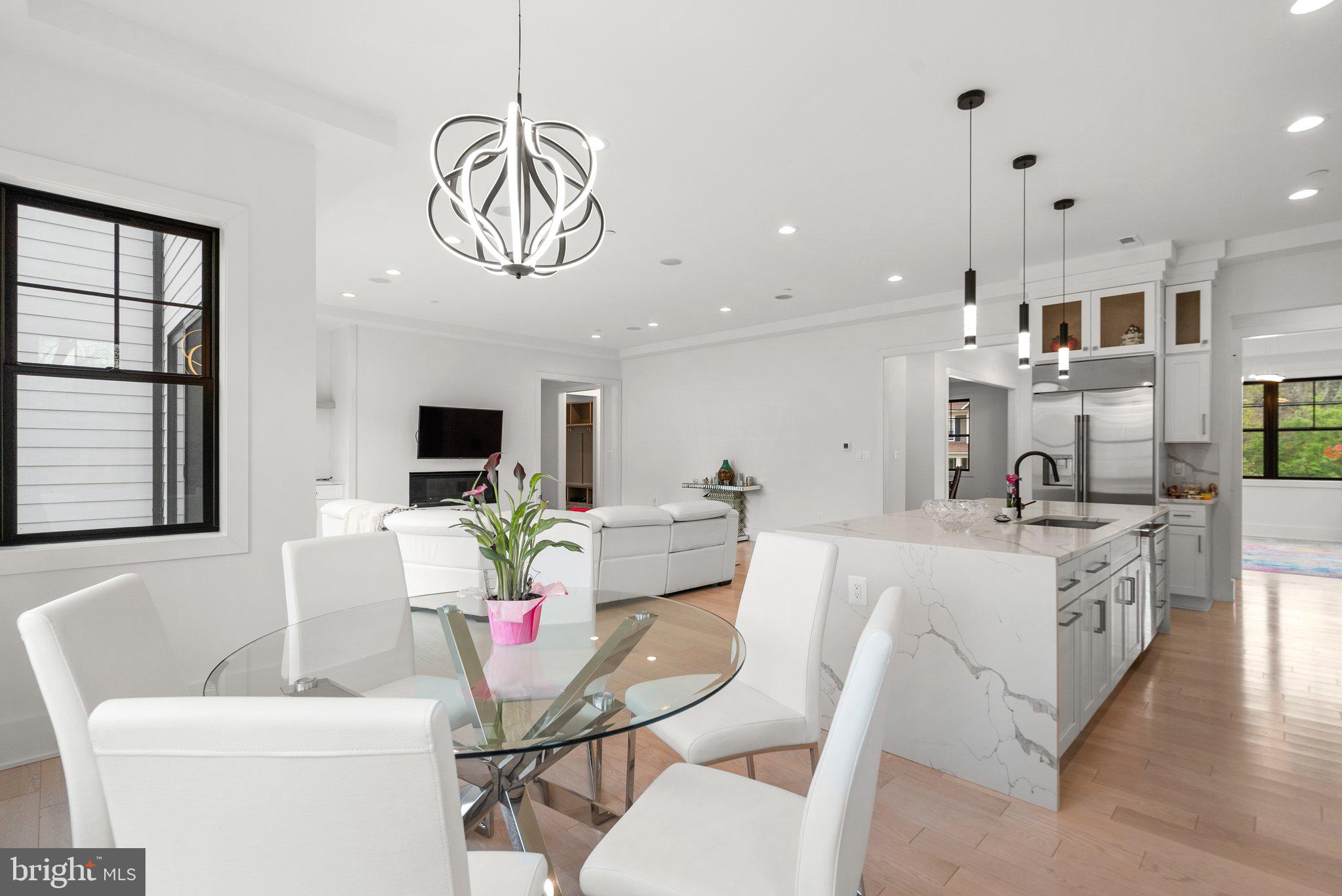 Real estate listing preview #19