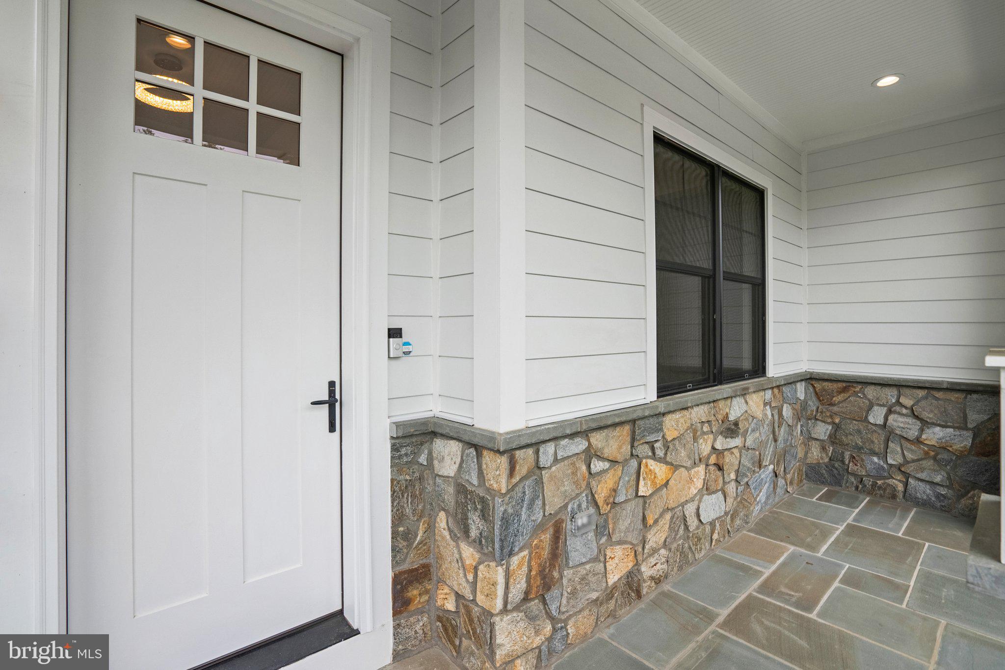 Real estate listing preview #5