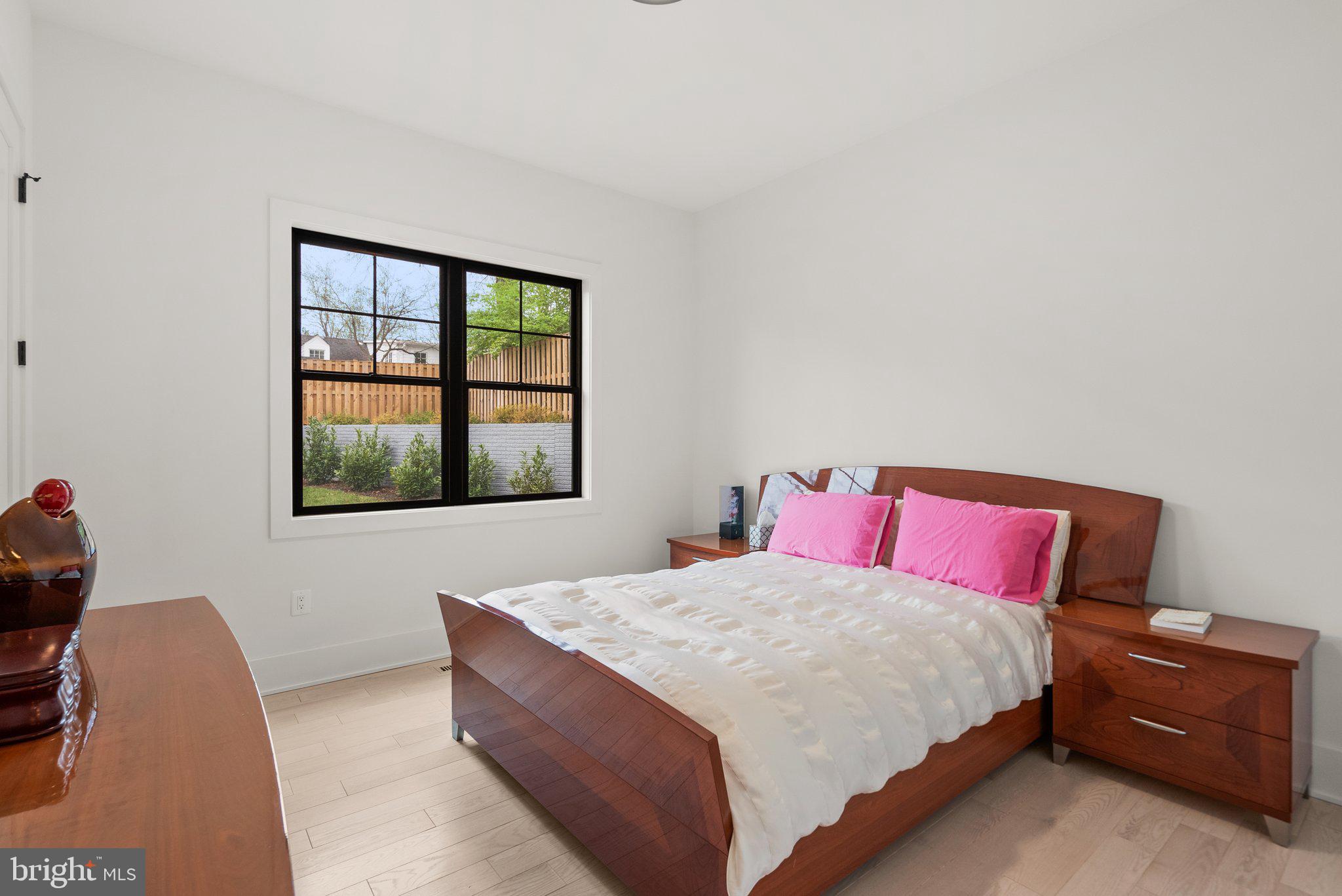 Real estate listing preview #43