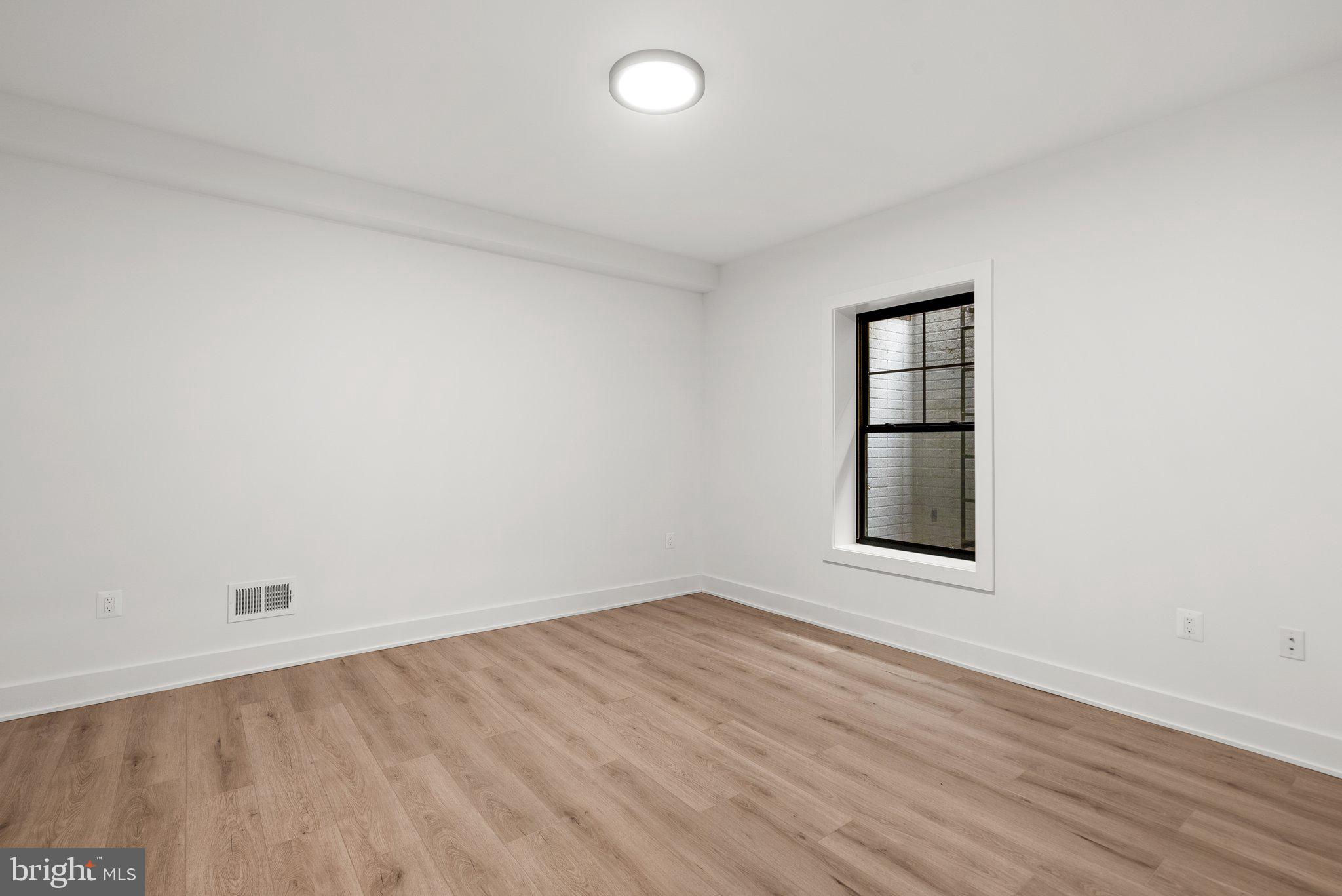 Real estate listing preview #53