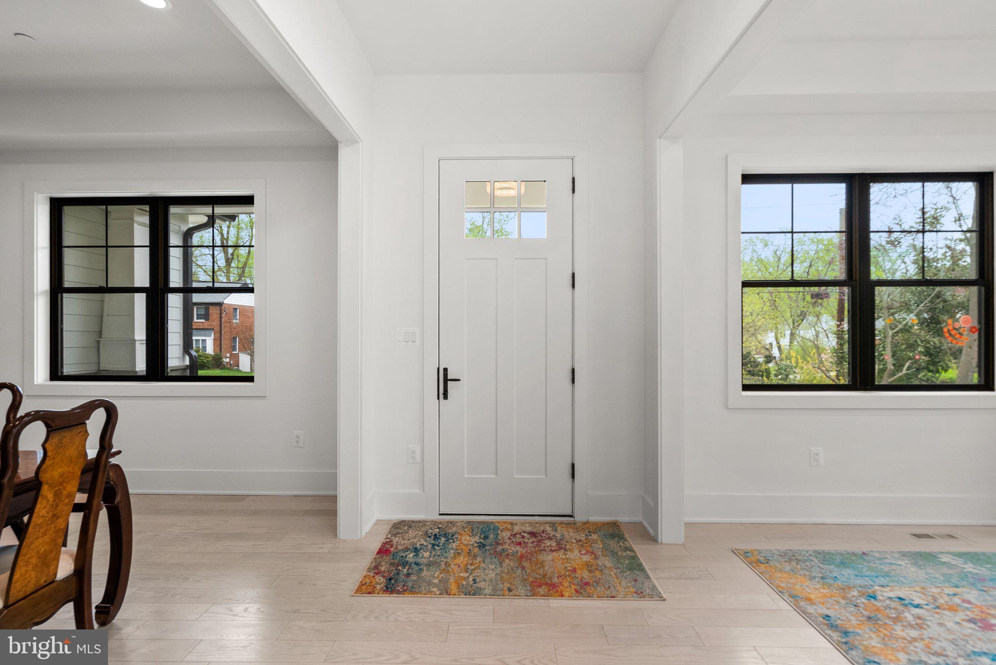 Real estate listing preview #6