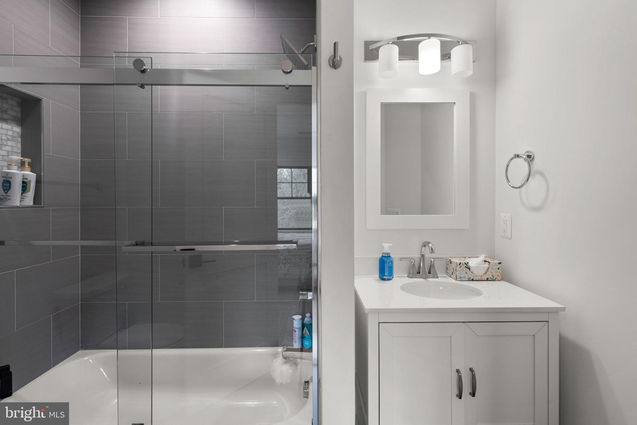 Real estate listing preview #35