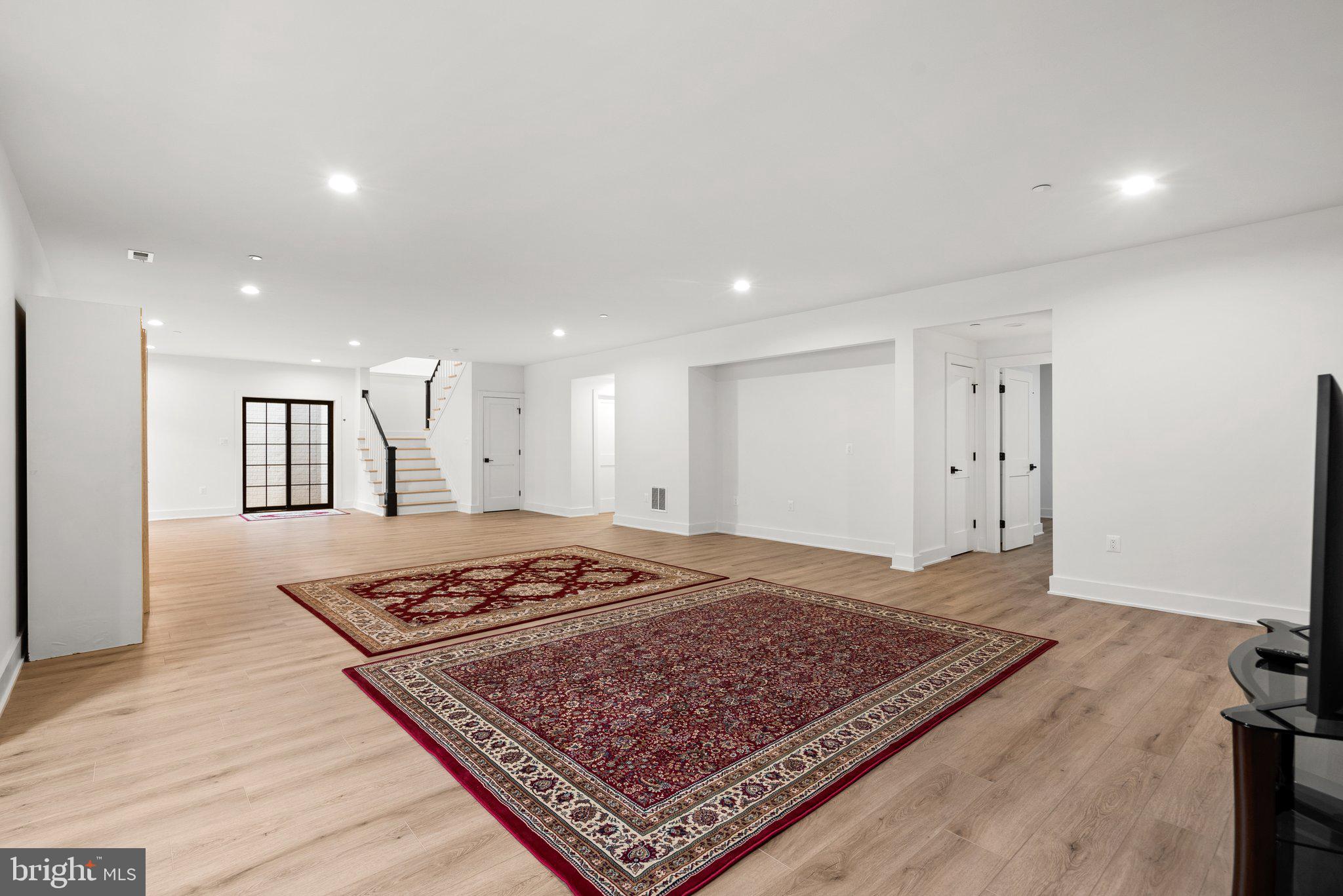 Real estate listing preview #48