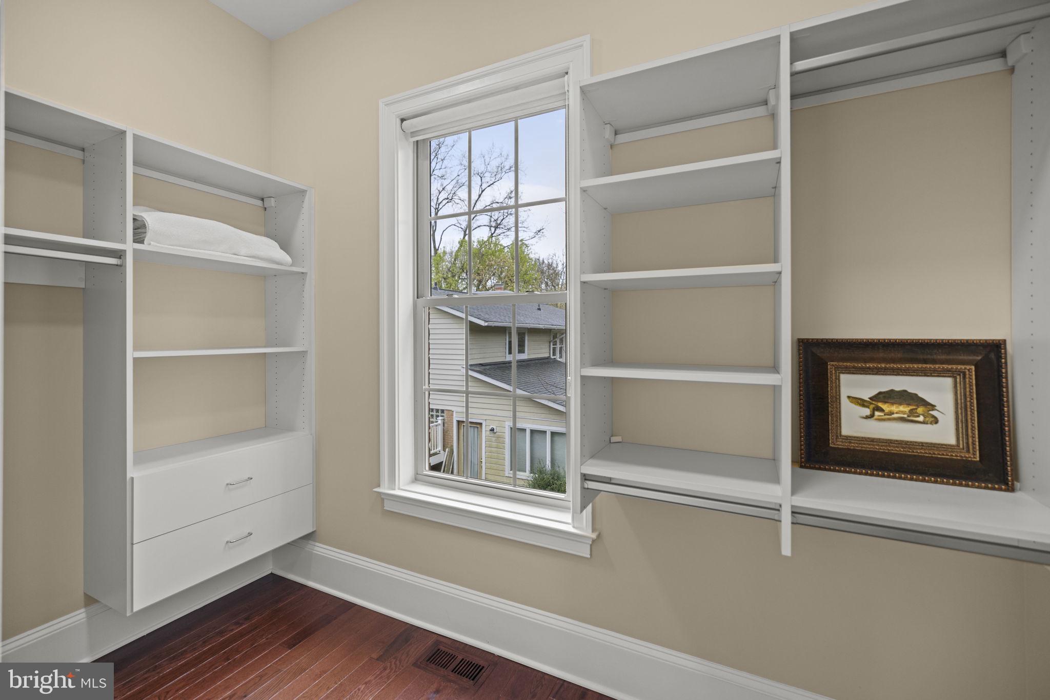 Real estate listing preview #23