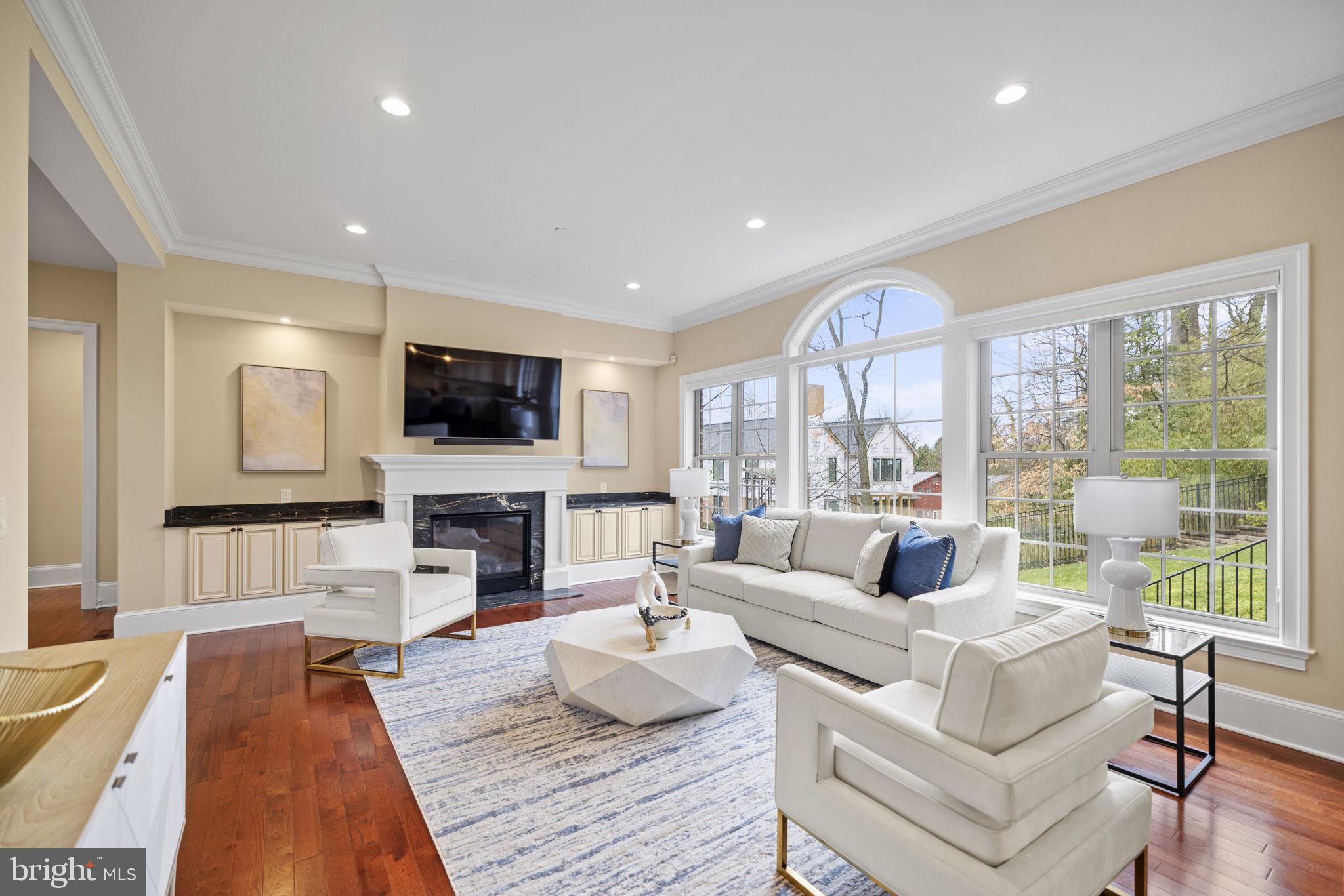 Real estate listing preview #15