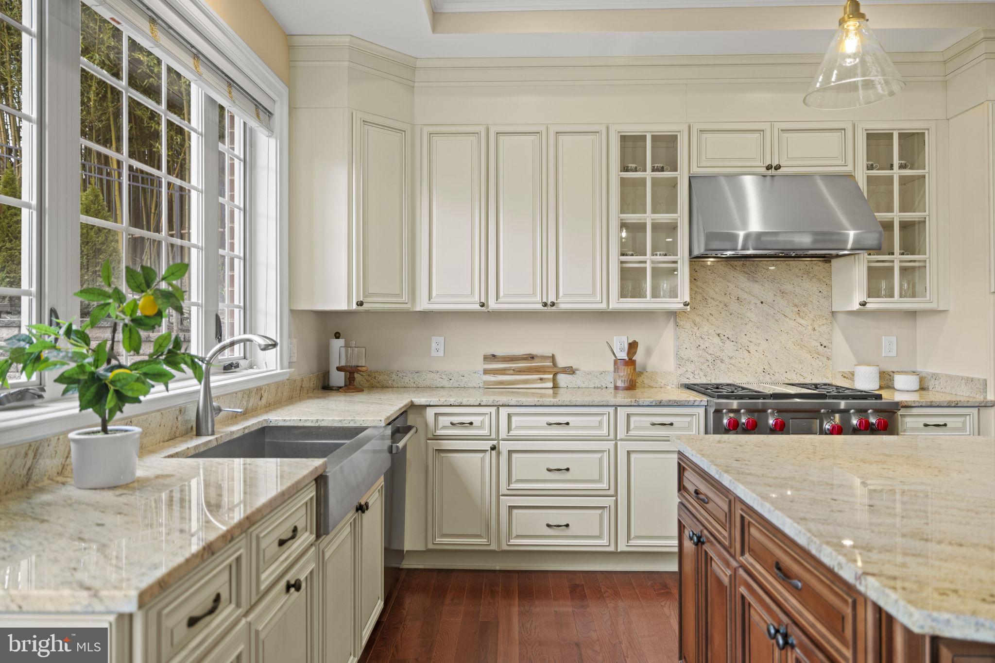 Real estate listing preview #9