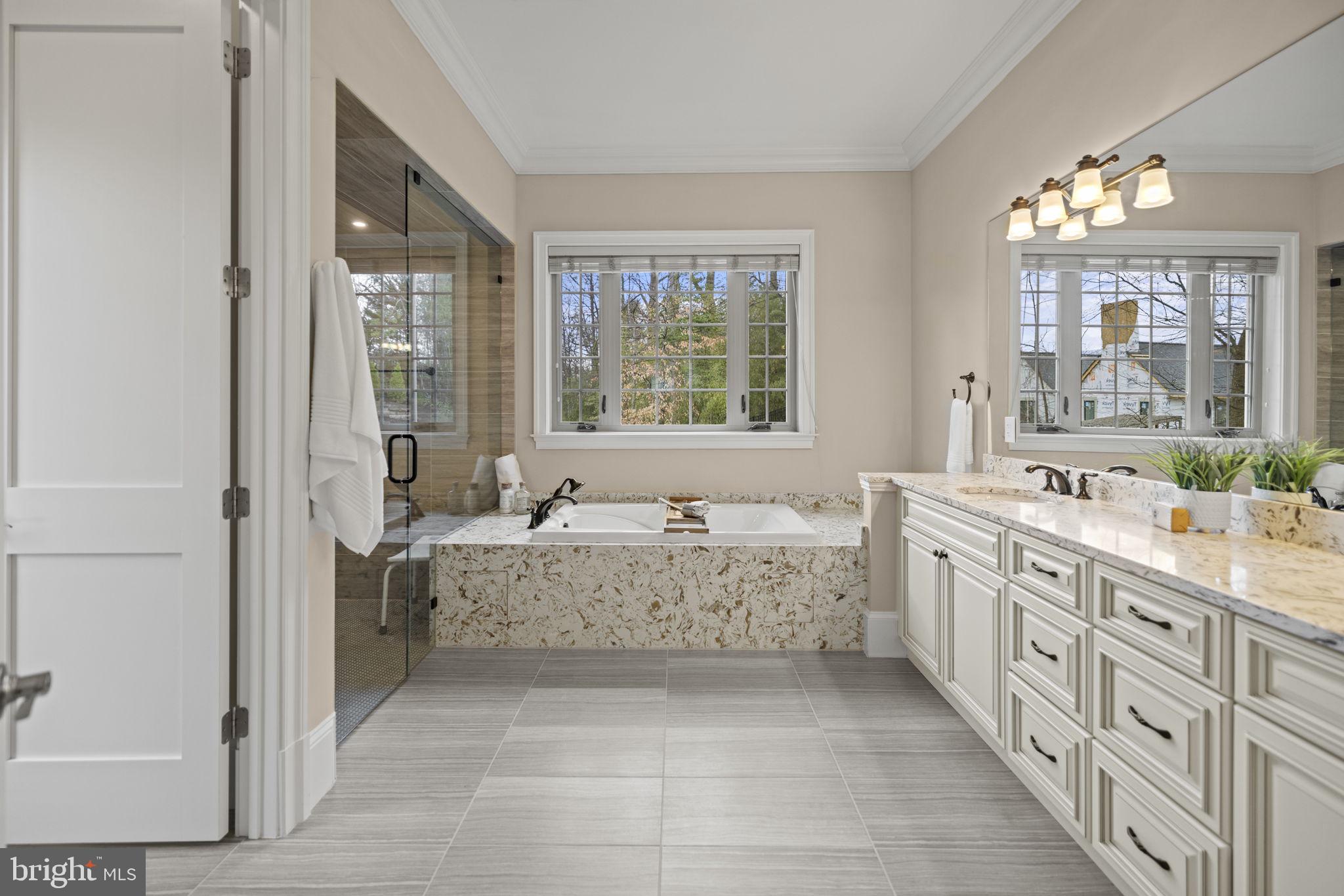 Real estate listing preview #24