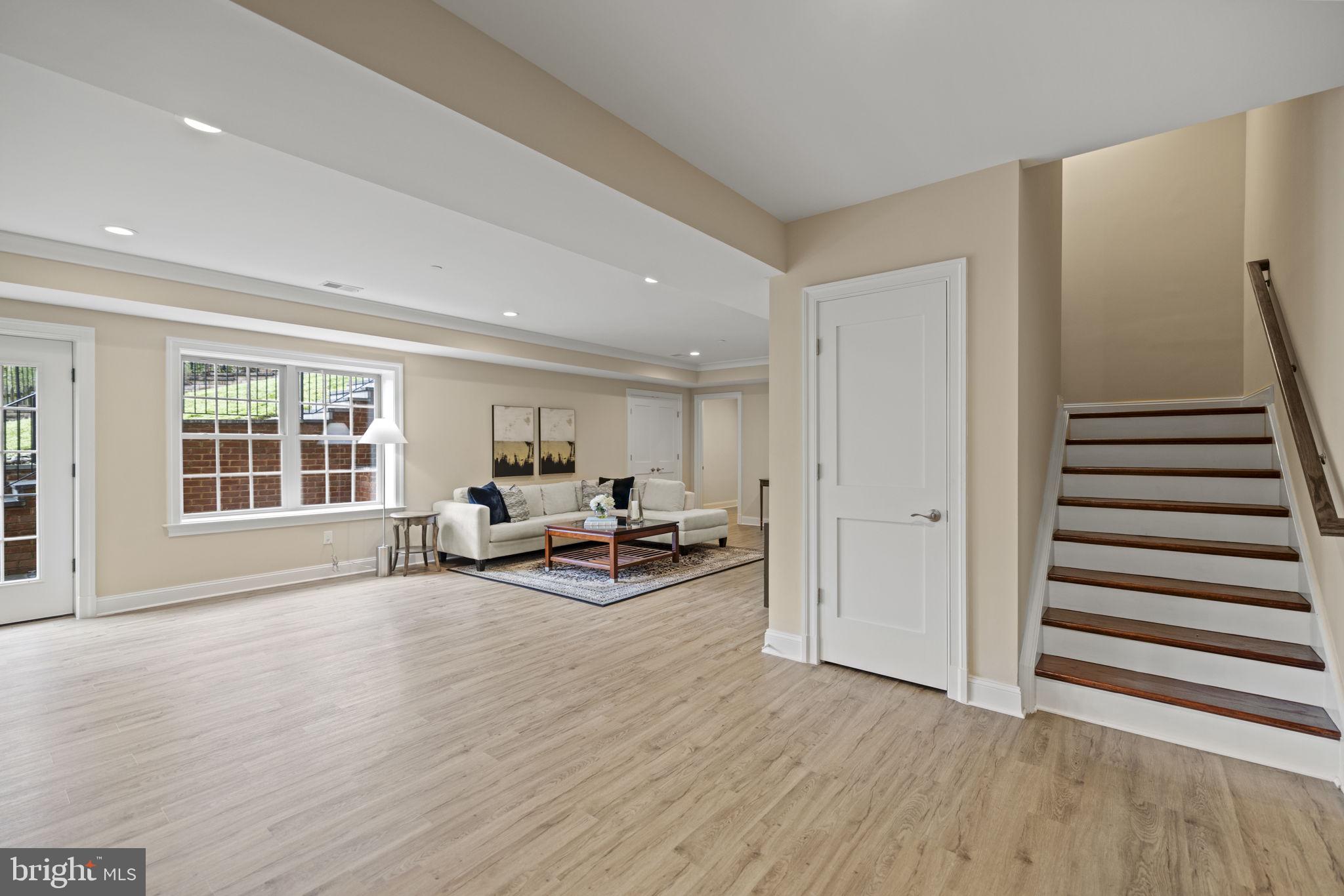 Real estate listing preview #43