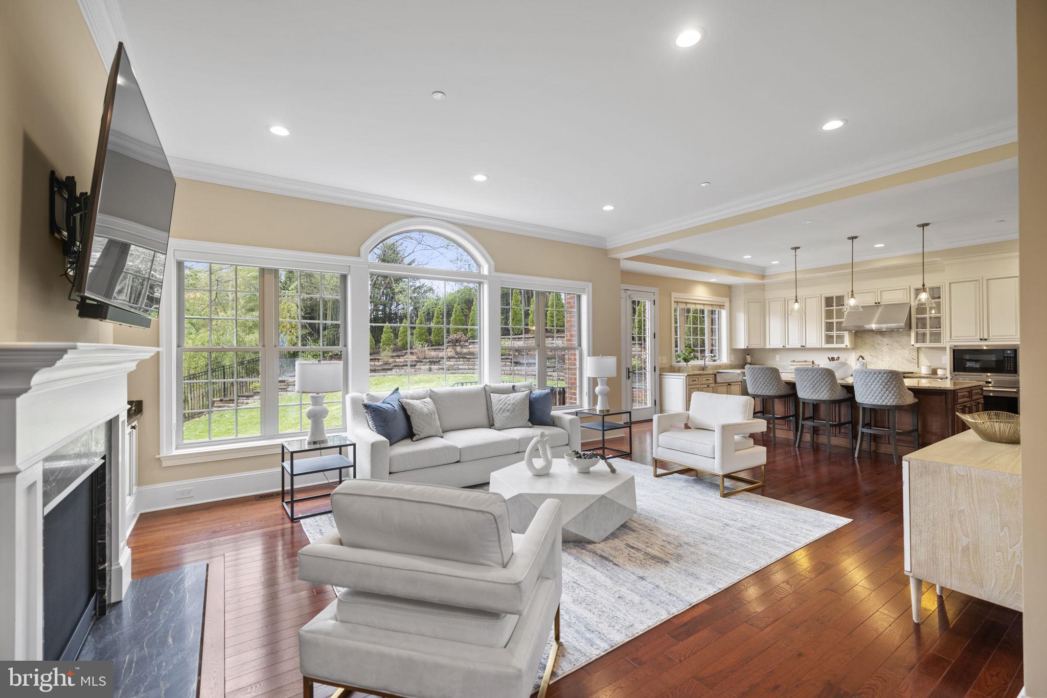 Real estate listing preview #16