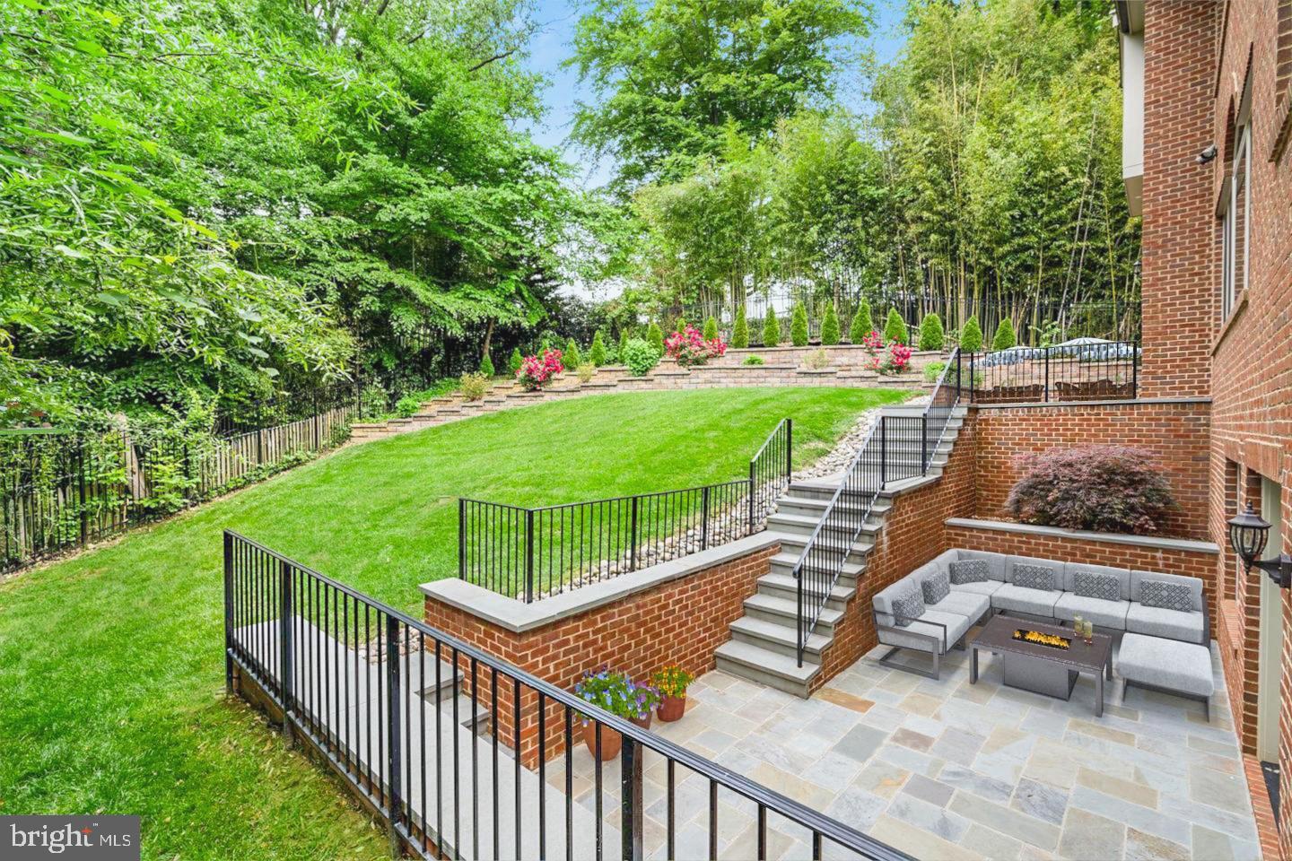 Real estate listing preview #52