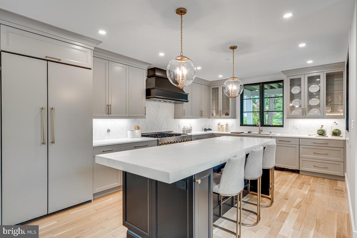 Real estate listing preview #11