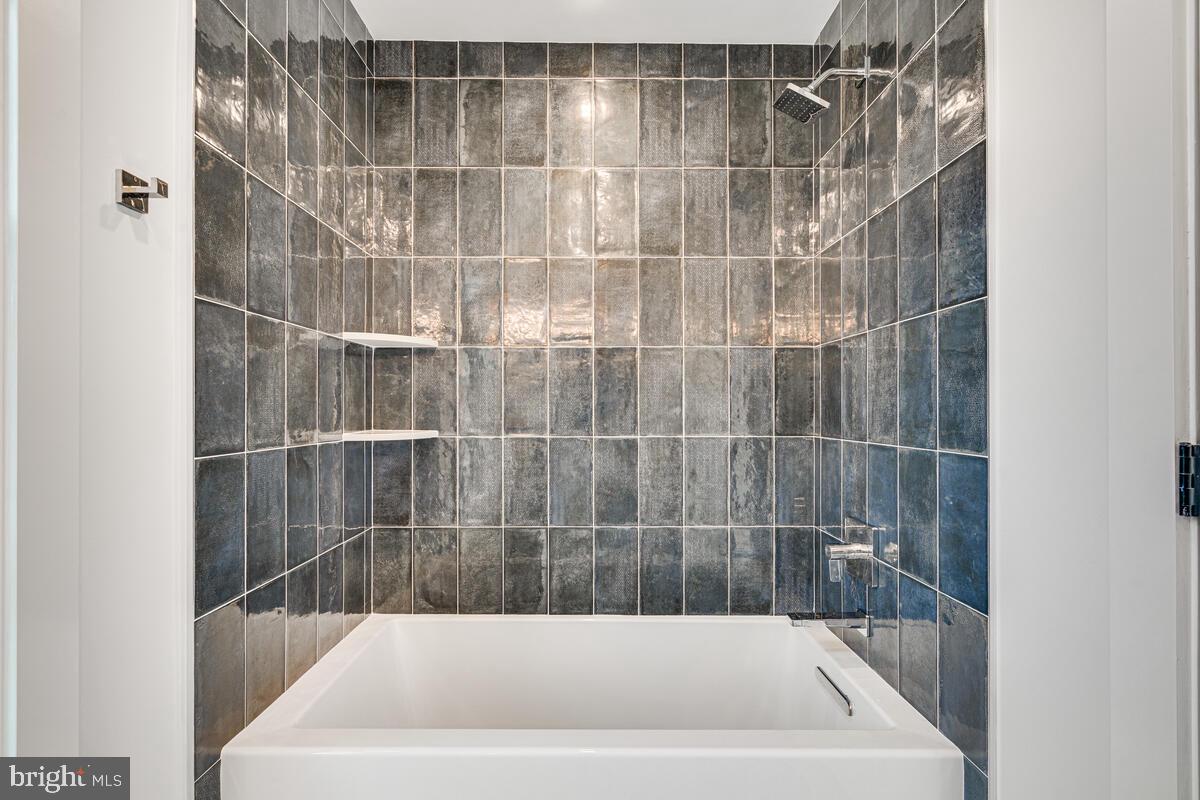 Real estate listing preview #26