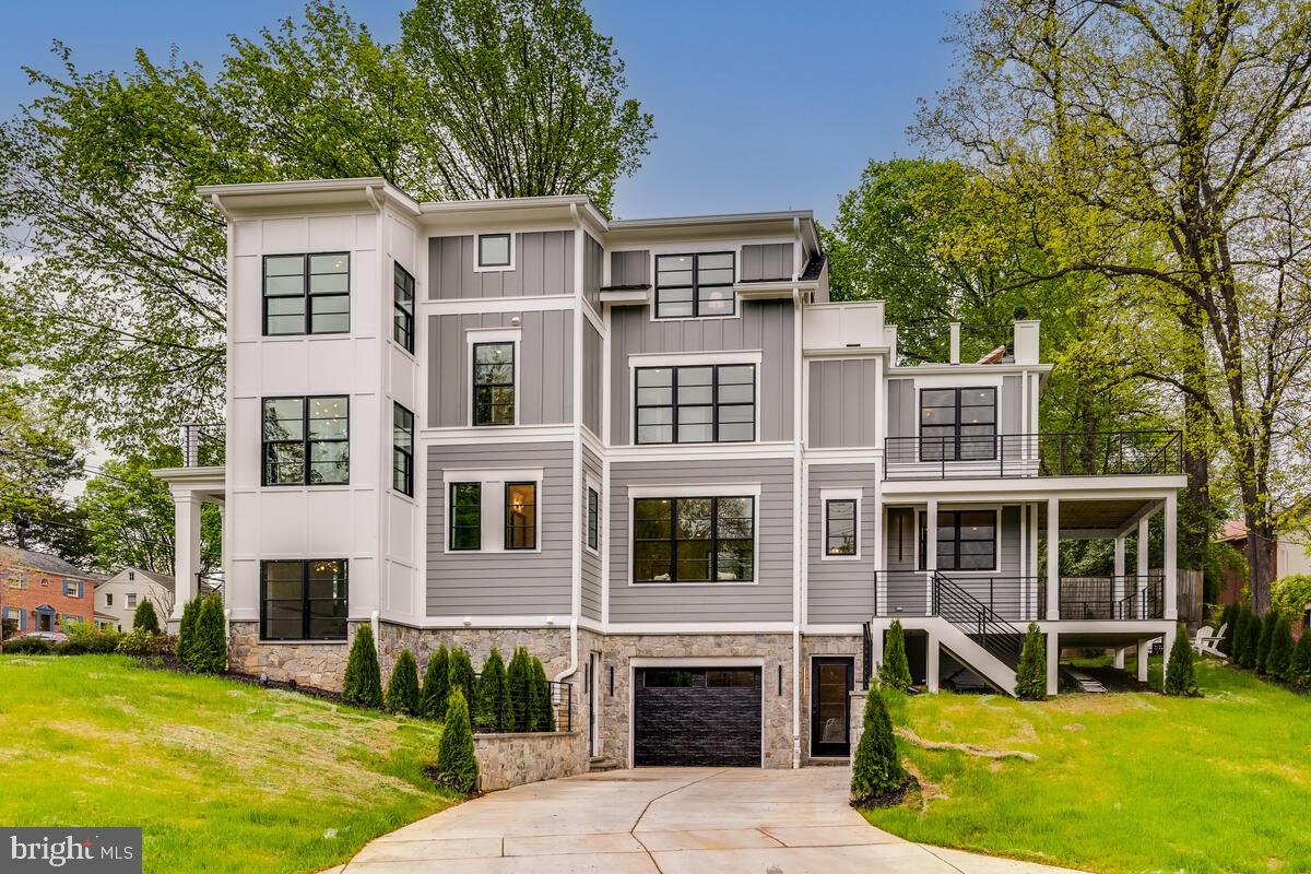 Real estate listing preview #4