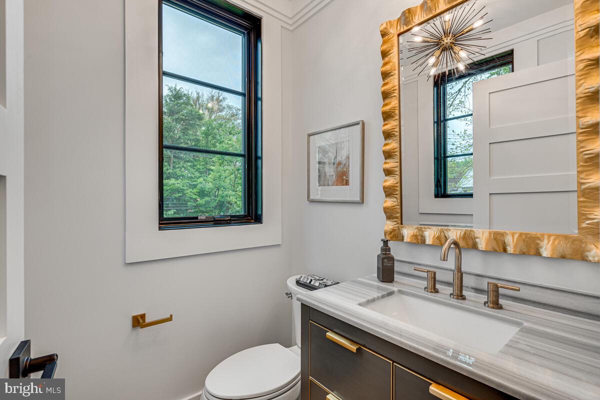 Real estate listing preview #13