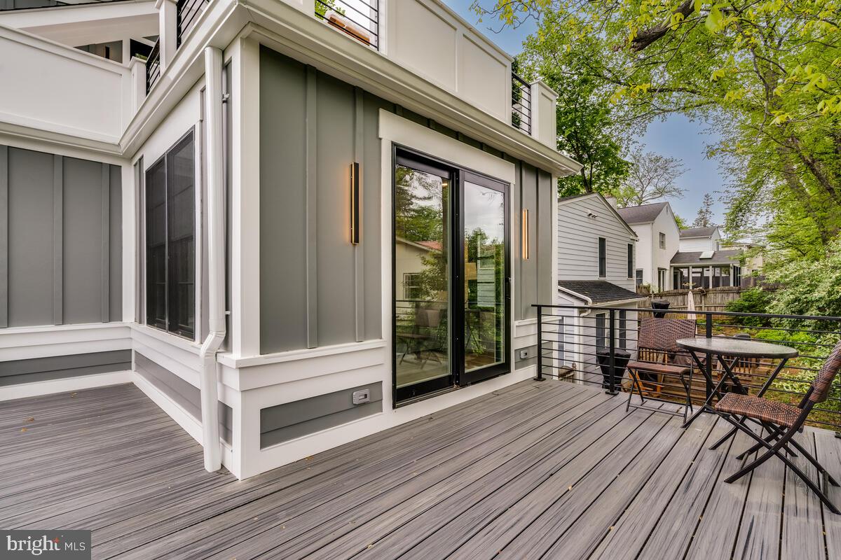 Real estate listing preview #18