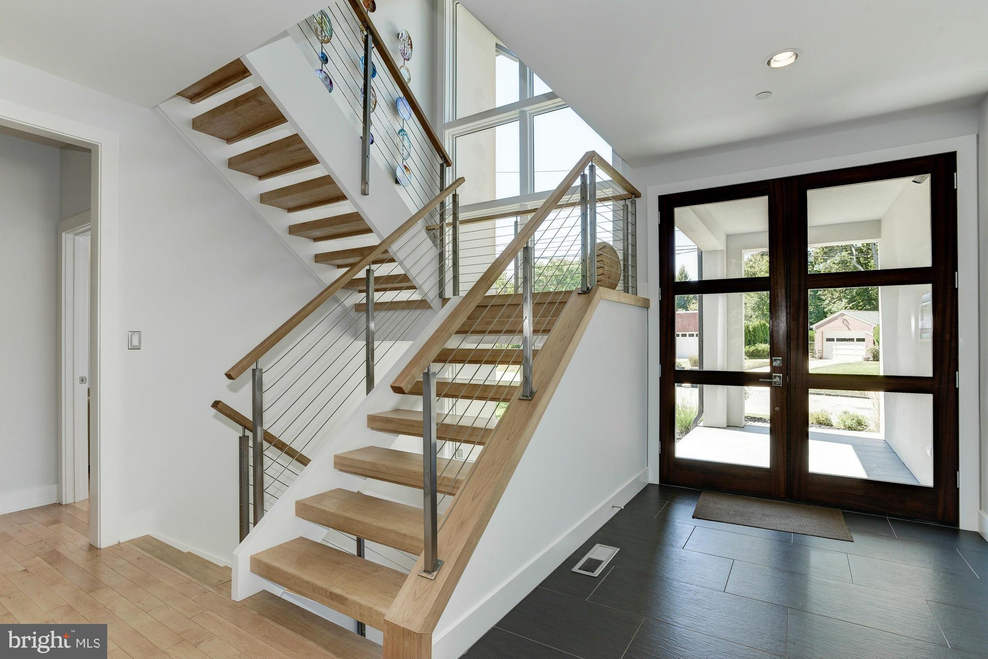 Real estate listing preview #42