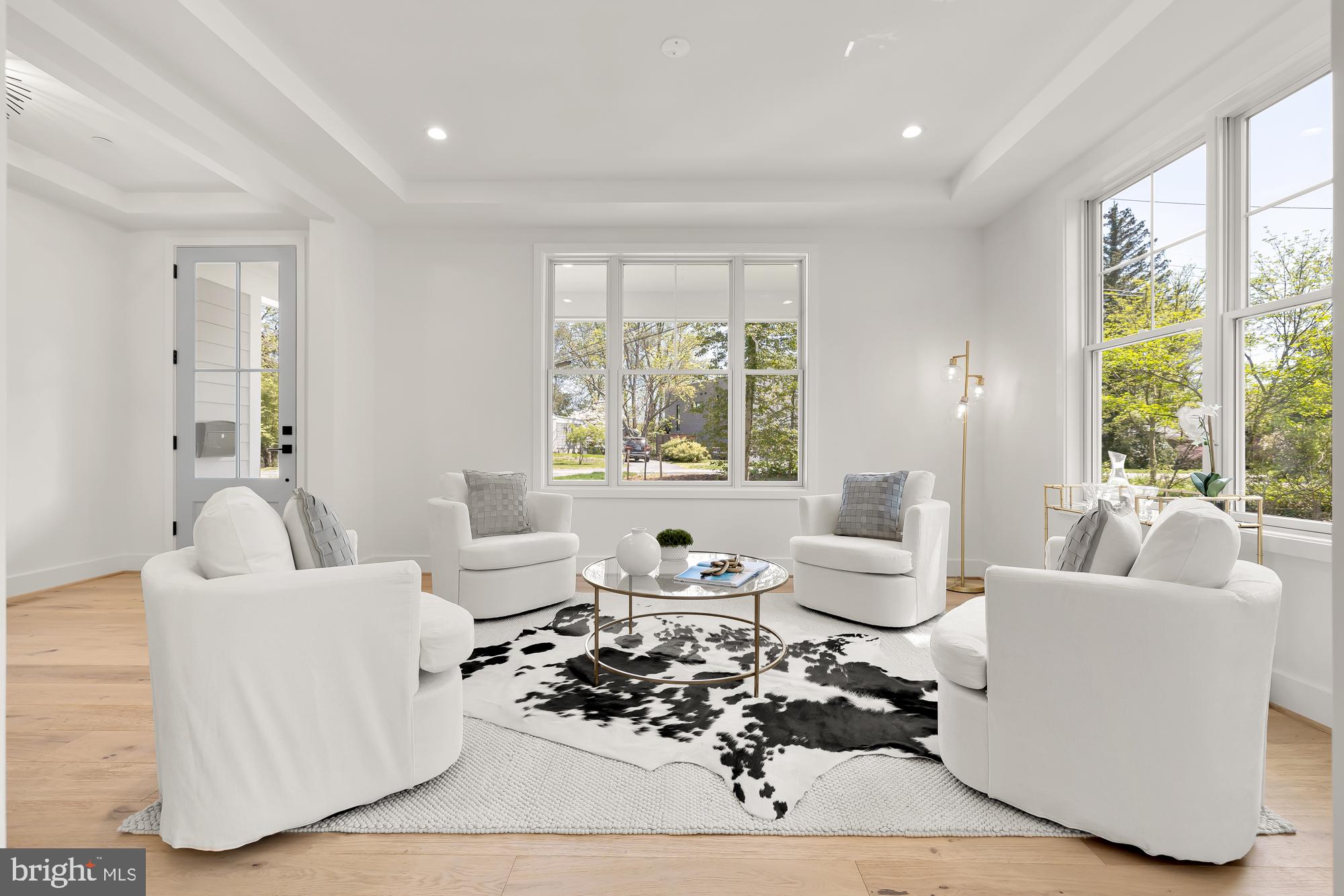 Real estate listing preview #5