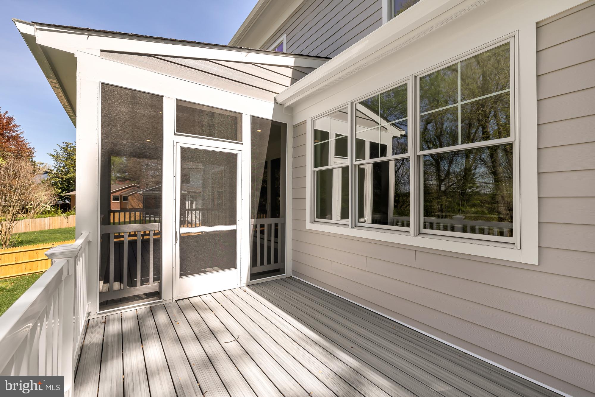 Real estate listing preview #22