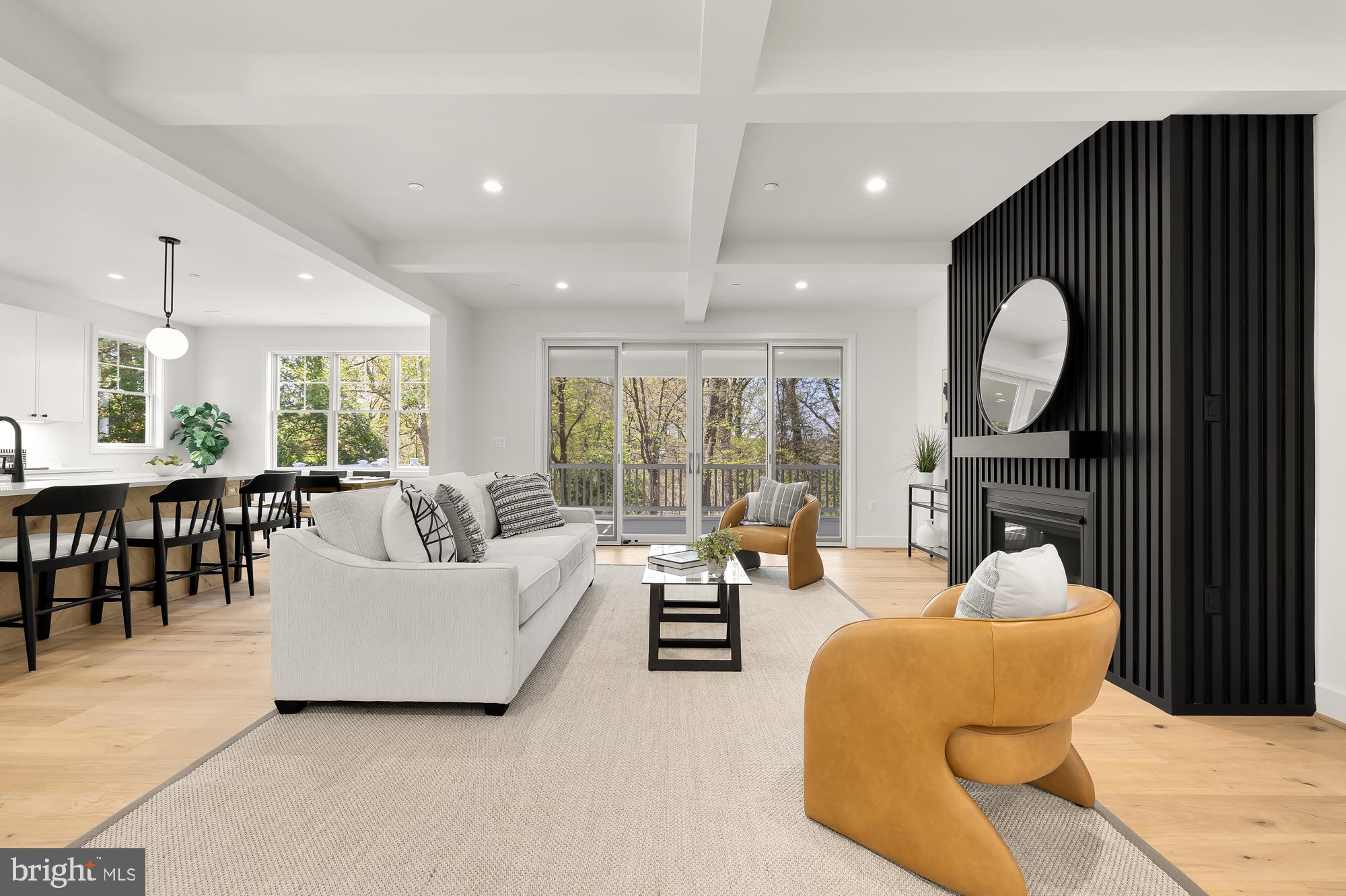 Real estate listing preview #17