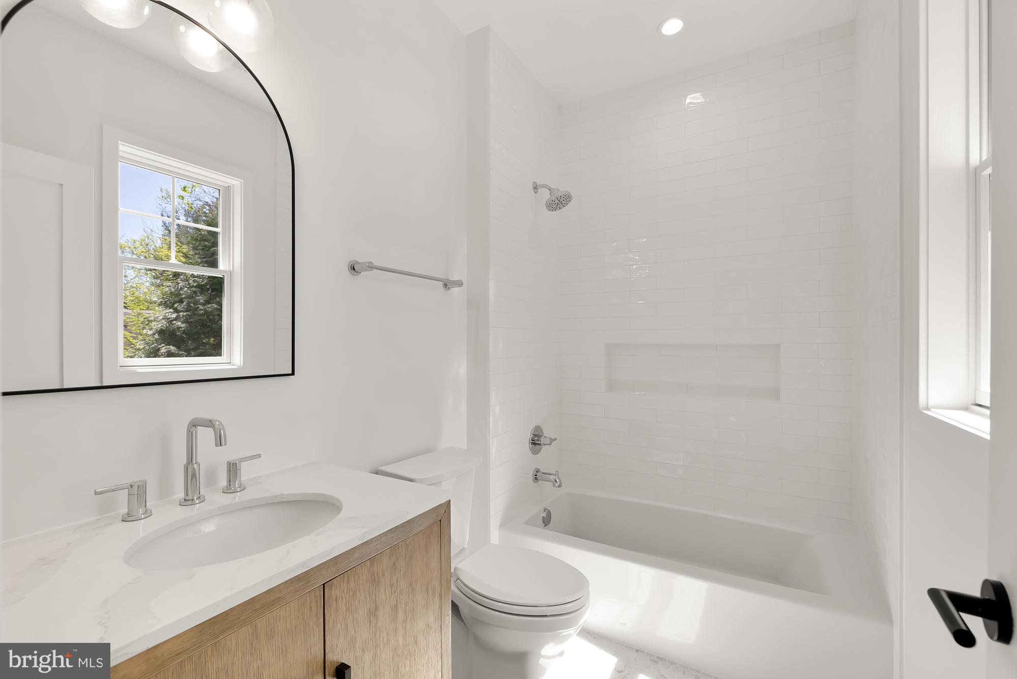 Real estate listing preview #40