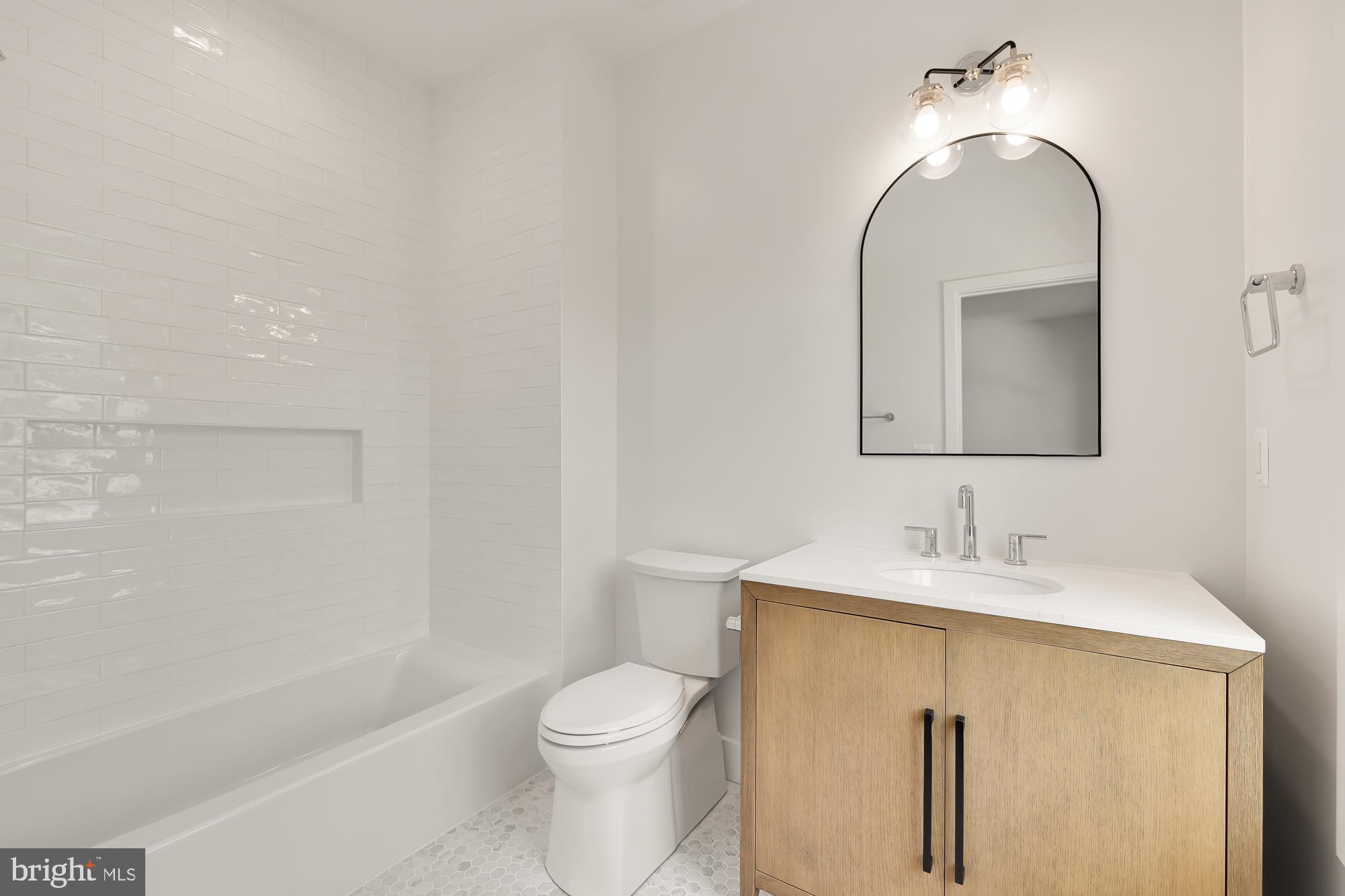 Real estate listing preview #36