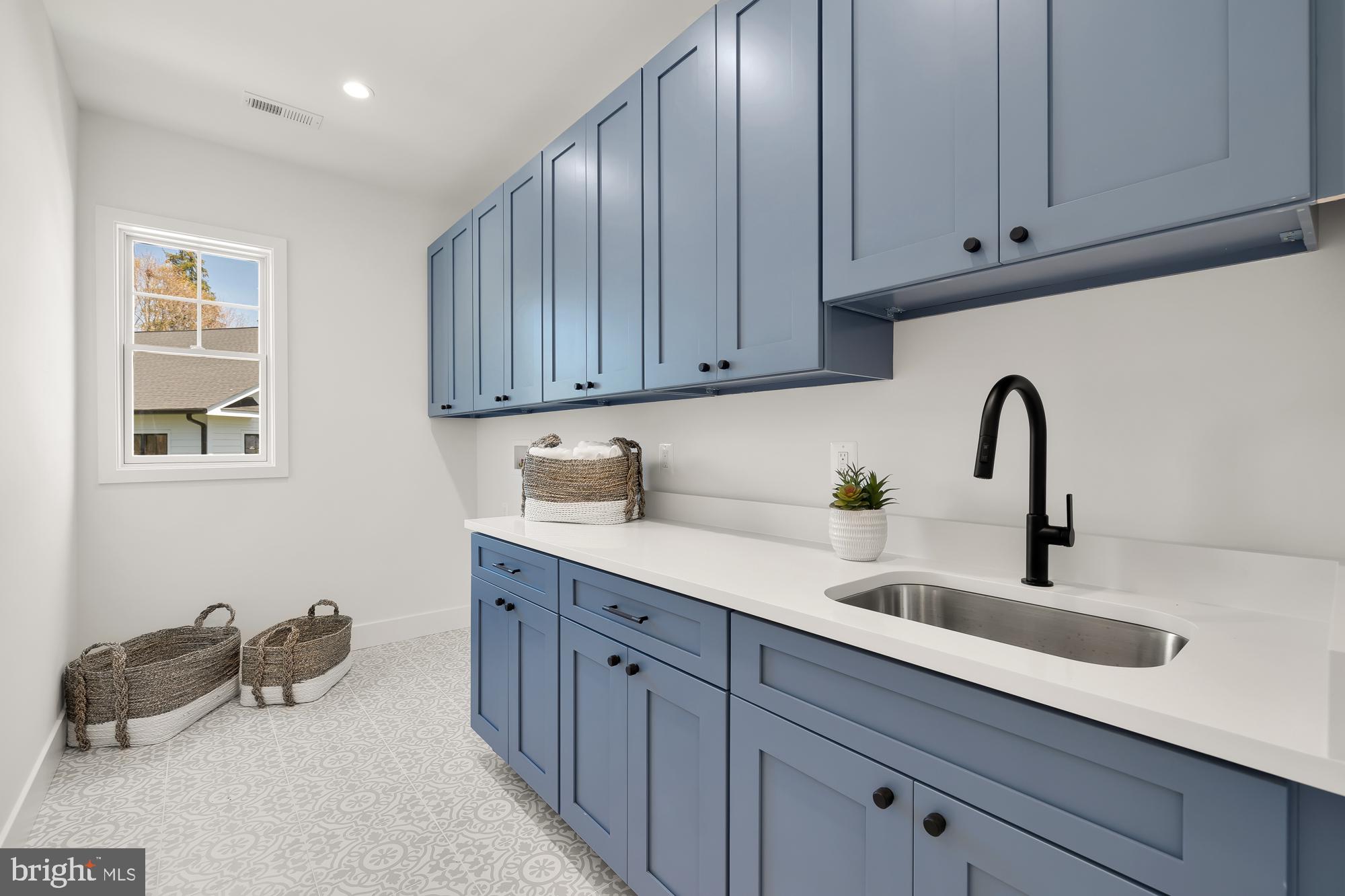 Real estate listing preview #32