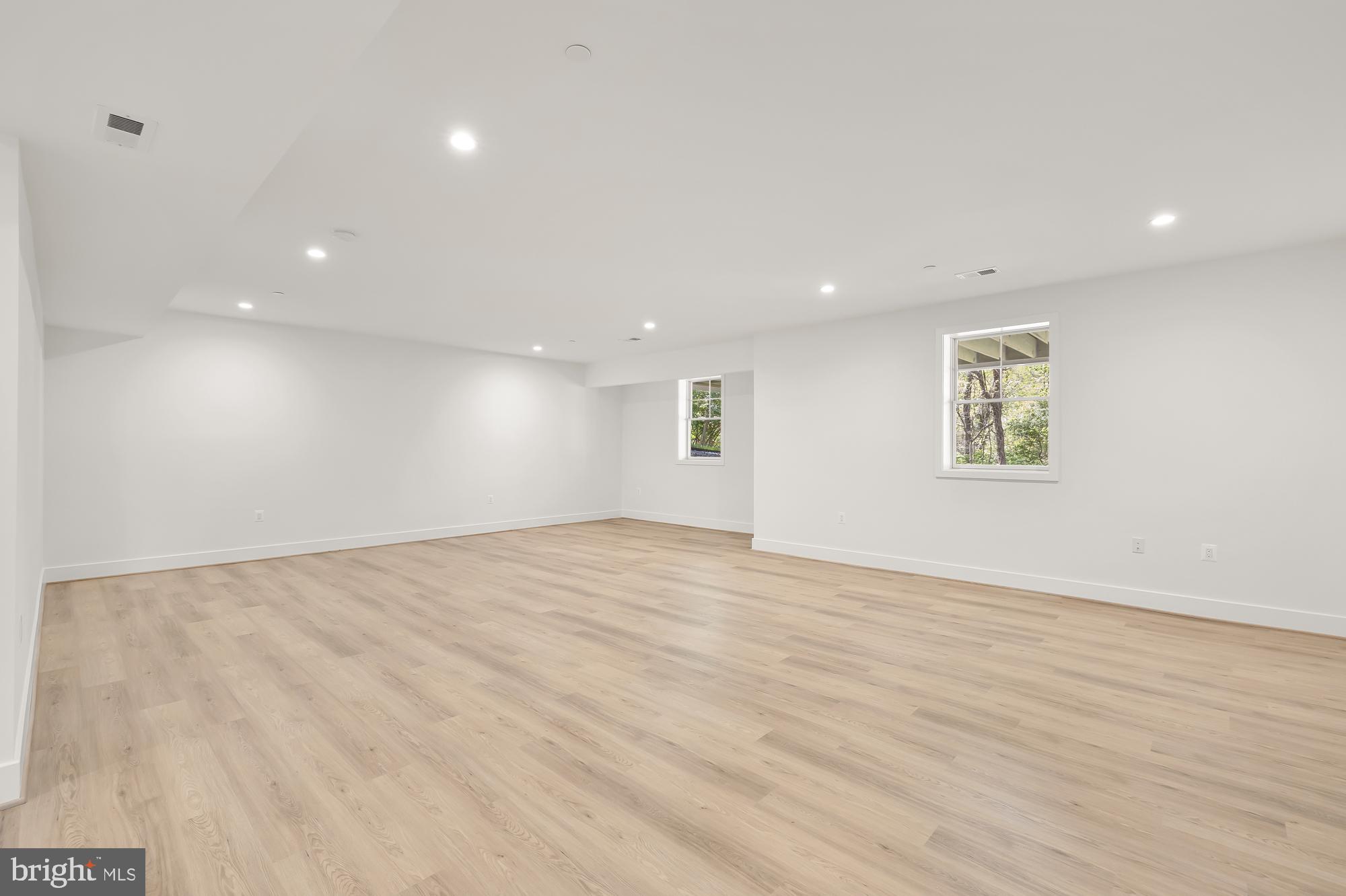 Real estate listing preview #41