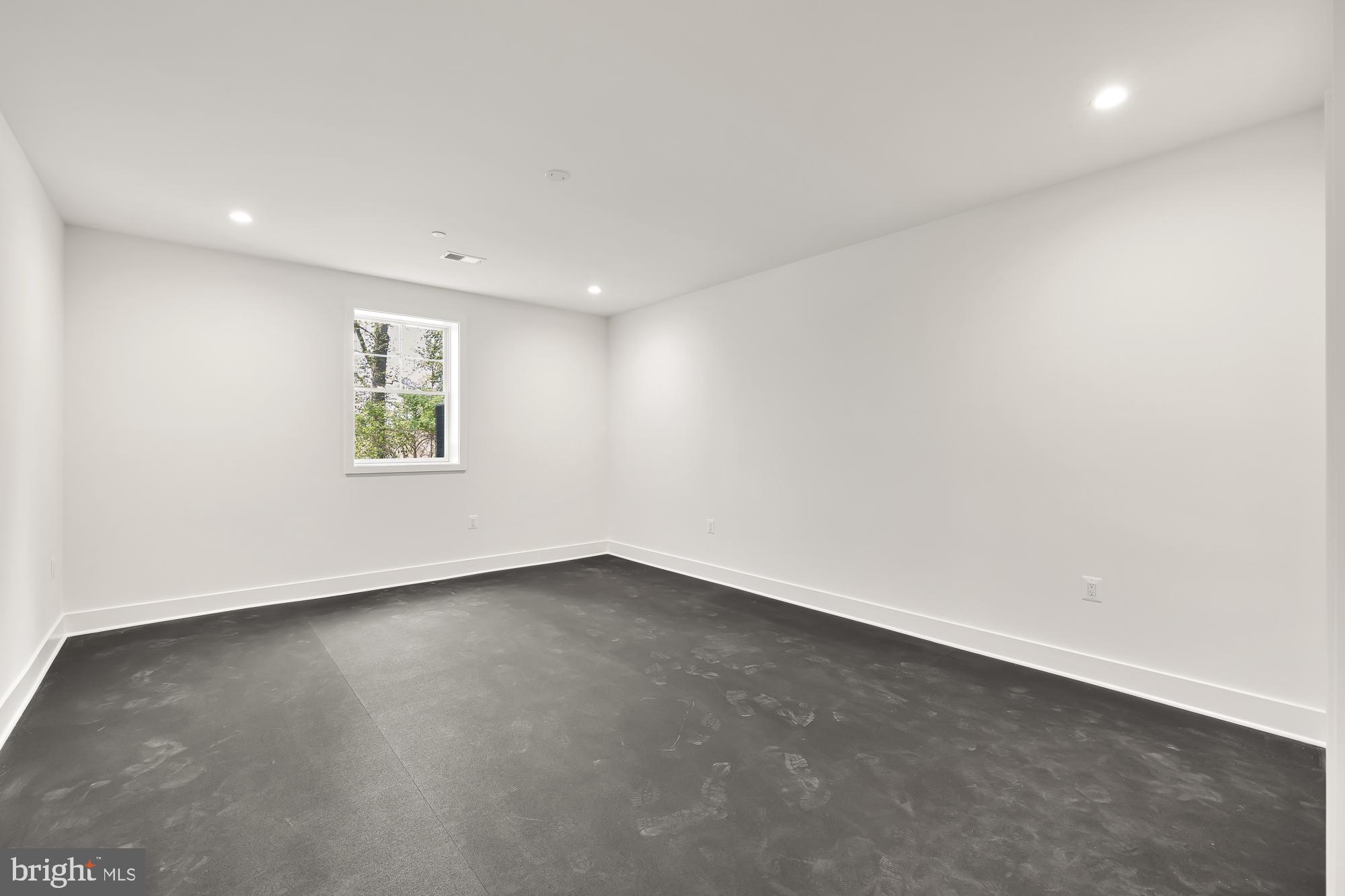 Real estate listing preview #43