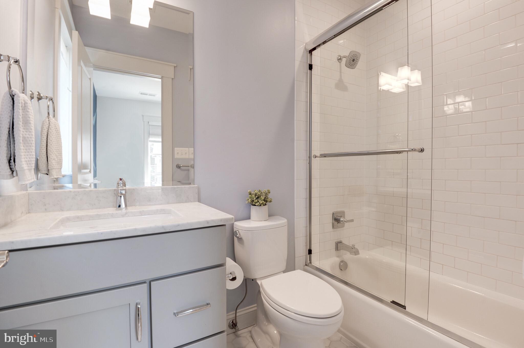 Real estate listing preview #42