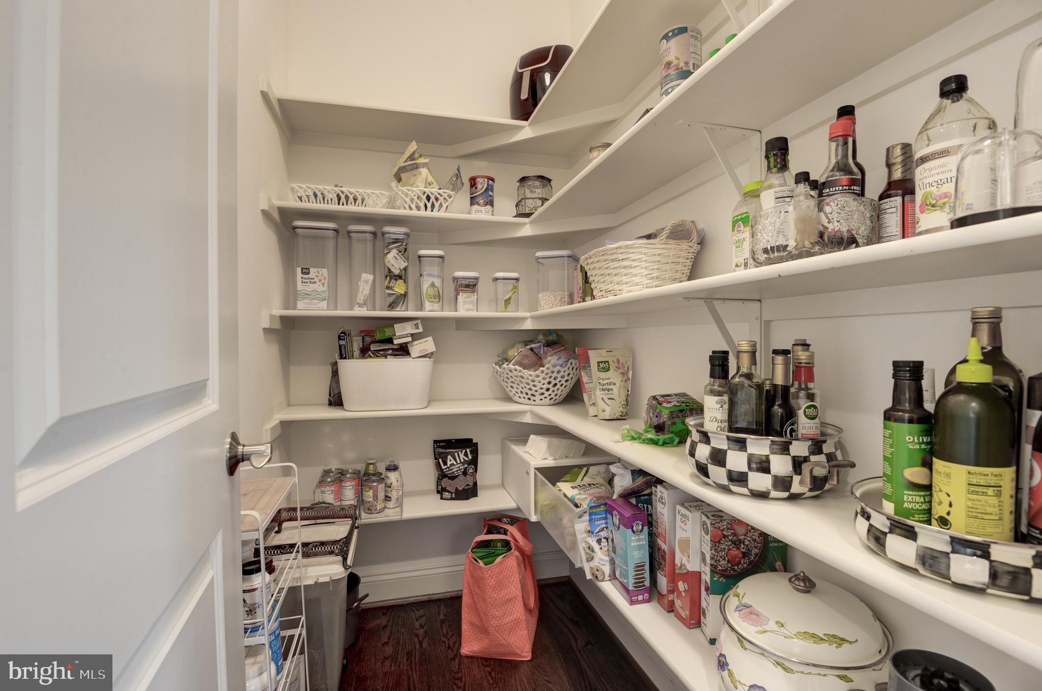 Real estate listing preview #17