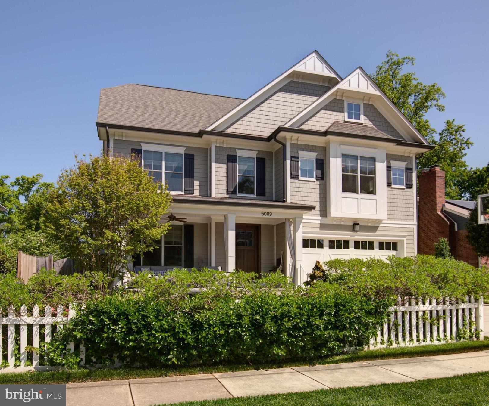 Real estate listing preview #1